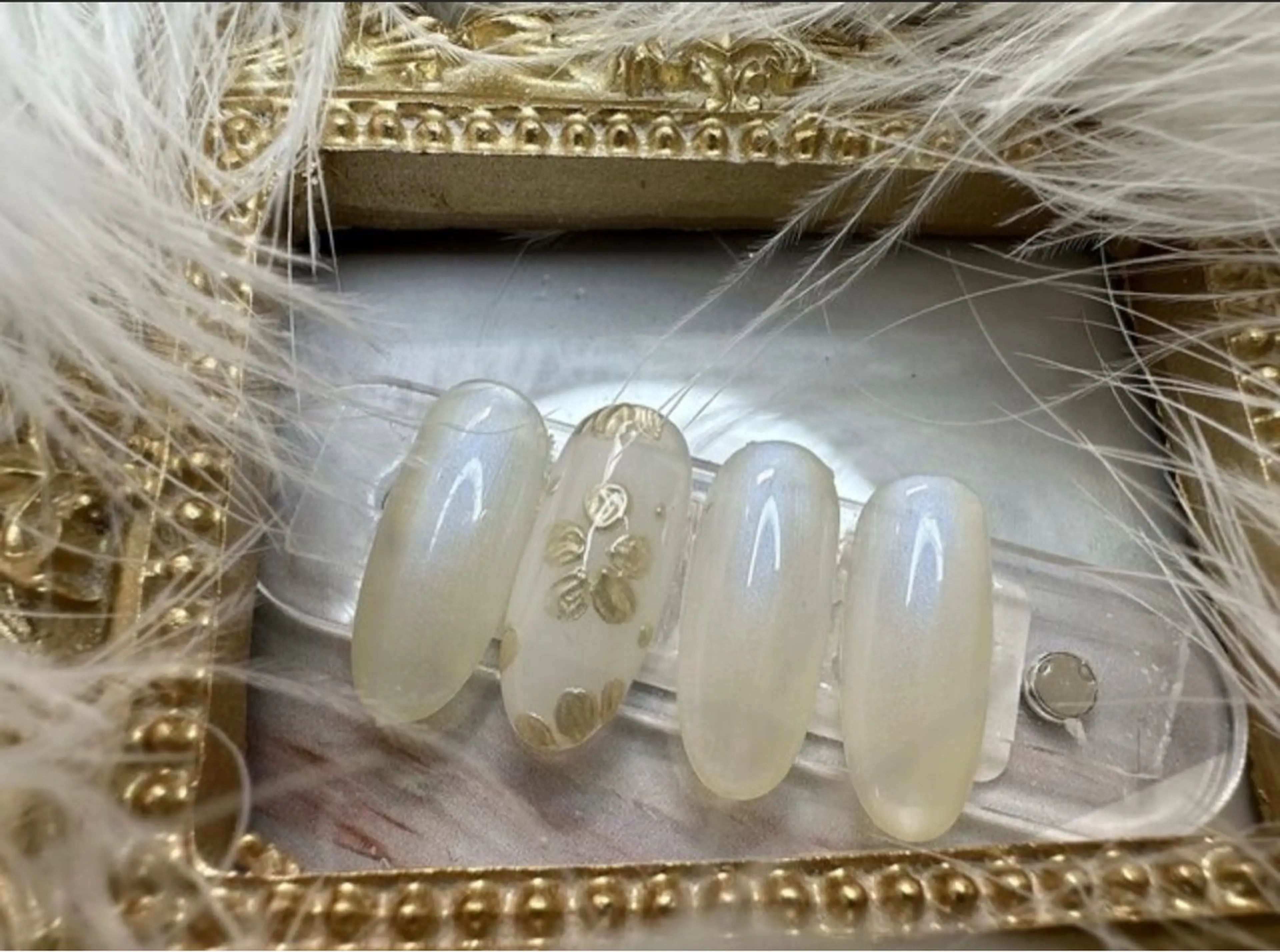 花のネイルアート2本、平日限定15:00時までの写真