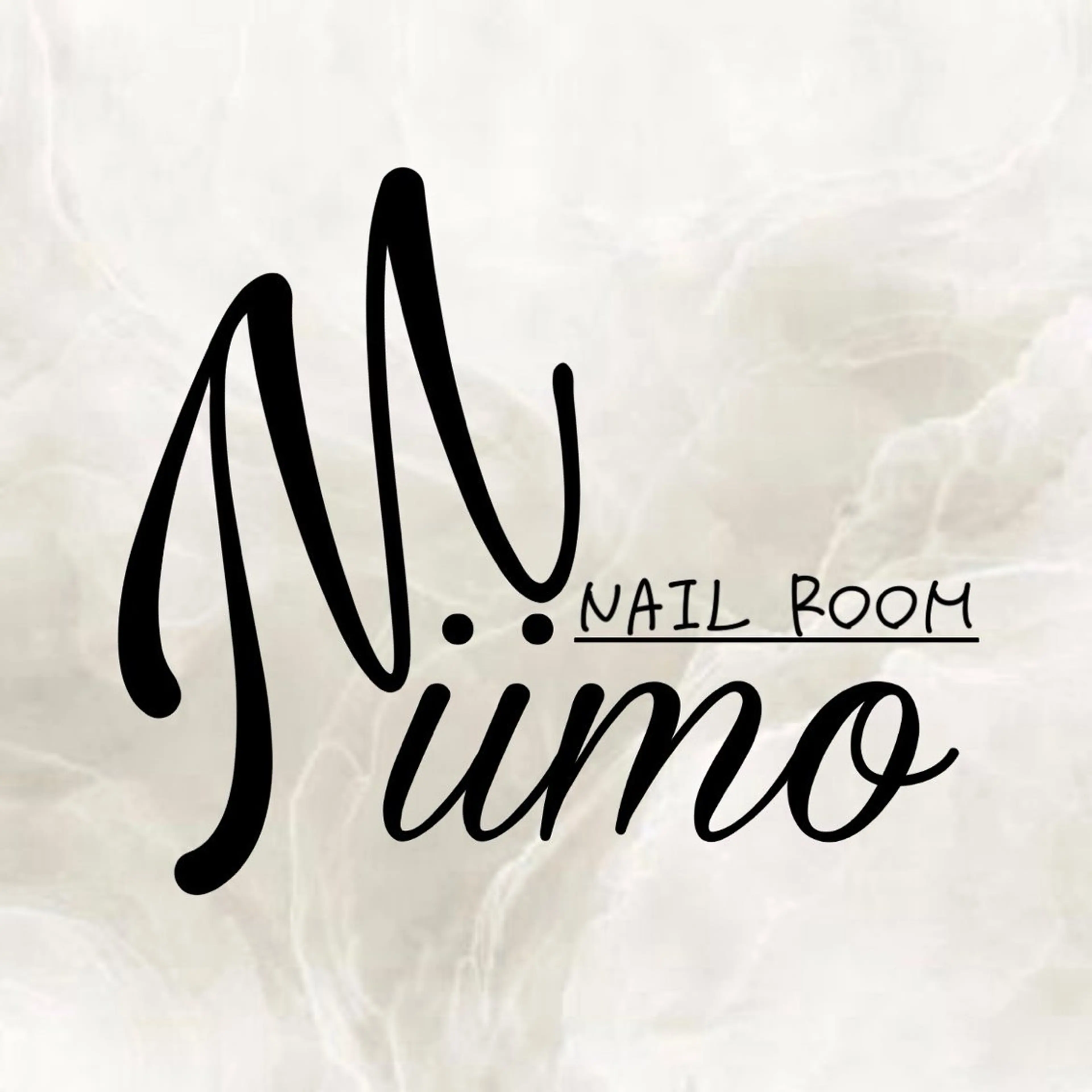 ネイル Nail Room Miimo所属・Miimo💅🏻 ほのか ·͜·♡のネイルデザイン