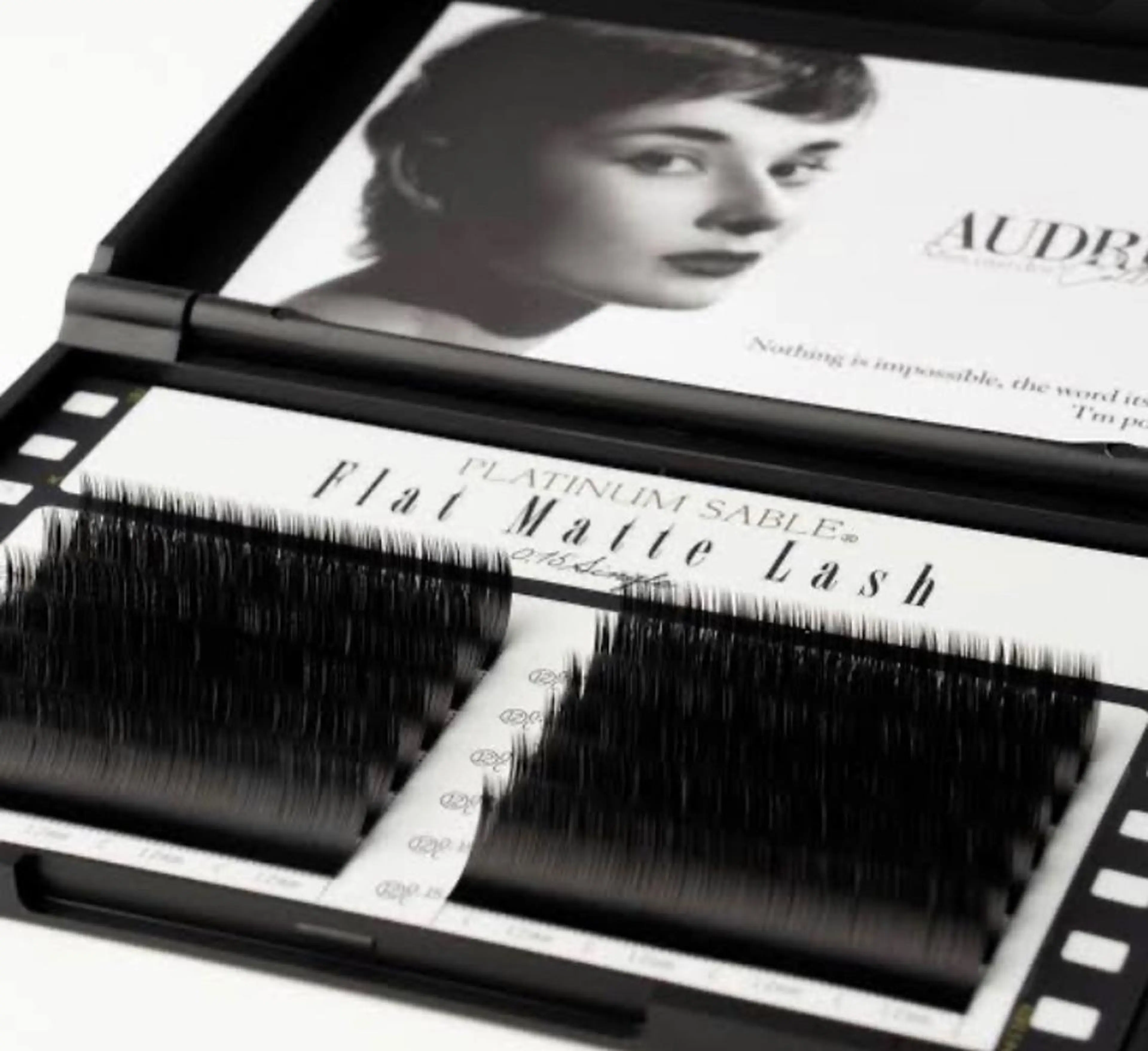 マツエク・マツパ yoko .のネイルデザイン