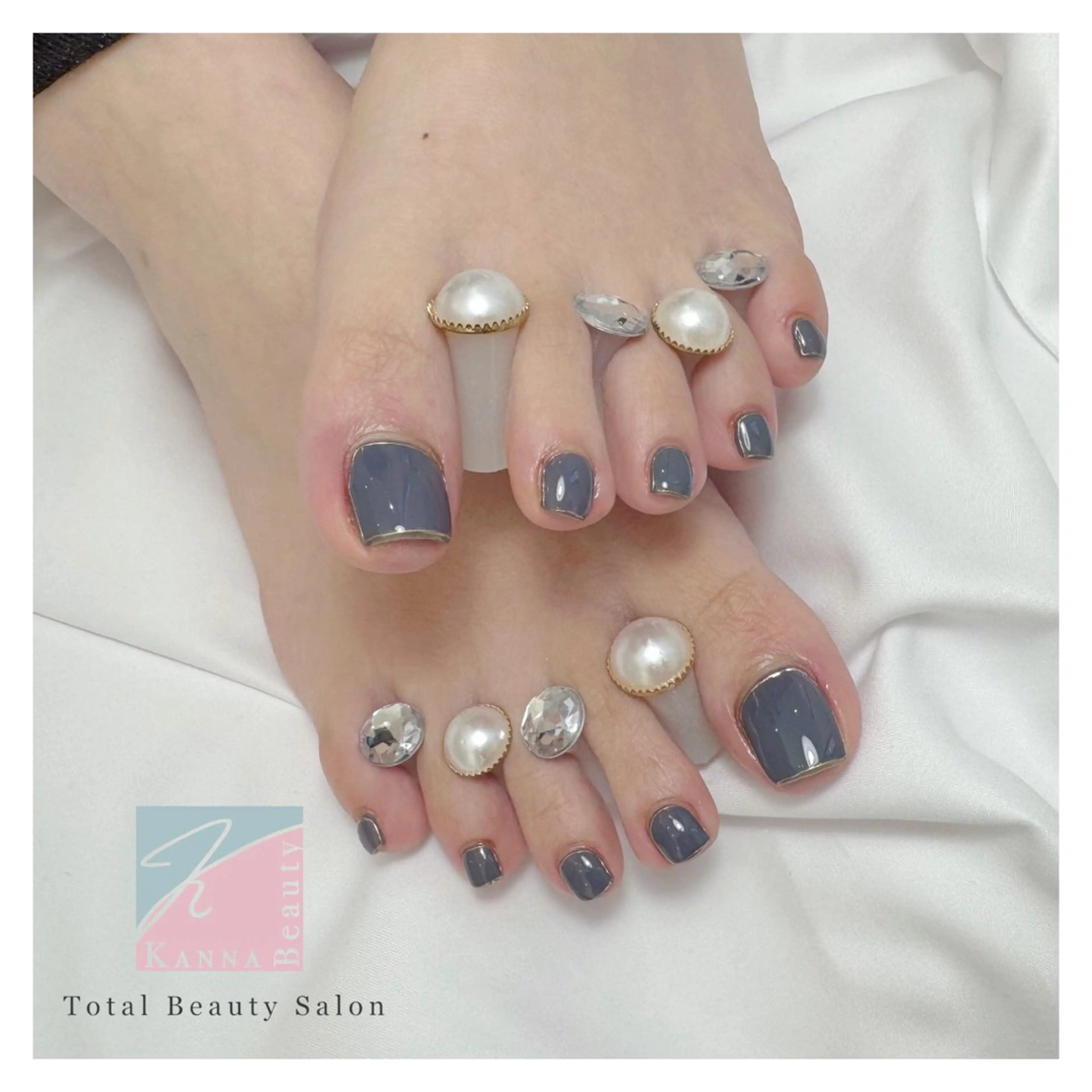 ネイル フットネイル ジェルネイル グラデーション キラキラネイル マグネットネイル フットネイル Kanna Yuki カンナユキのネイルデザイン