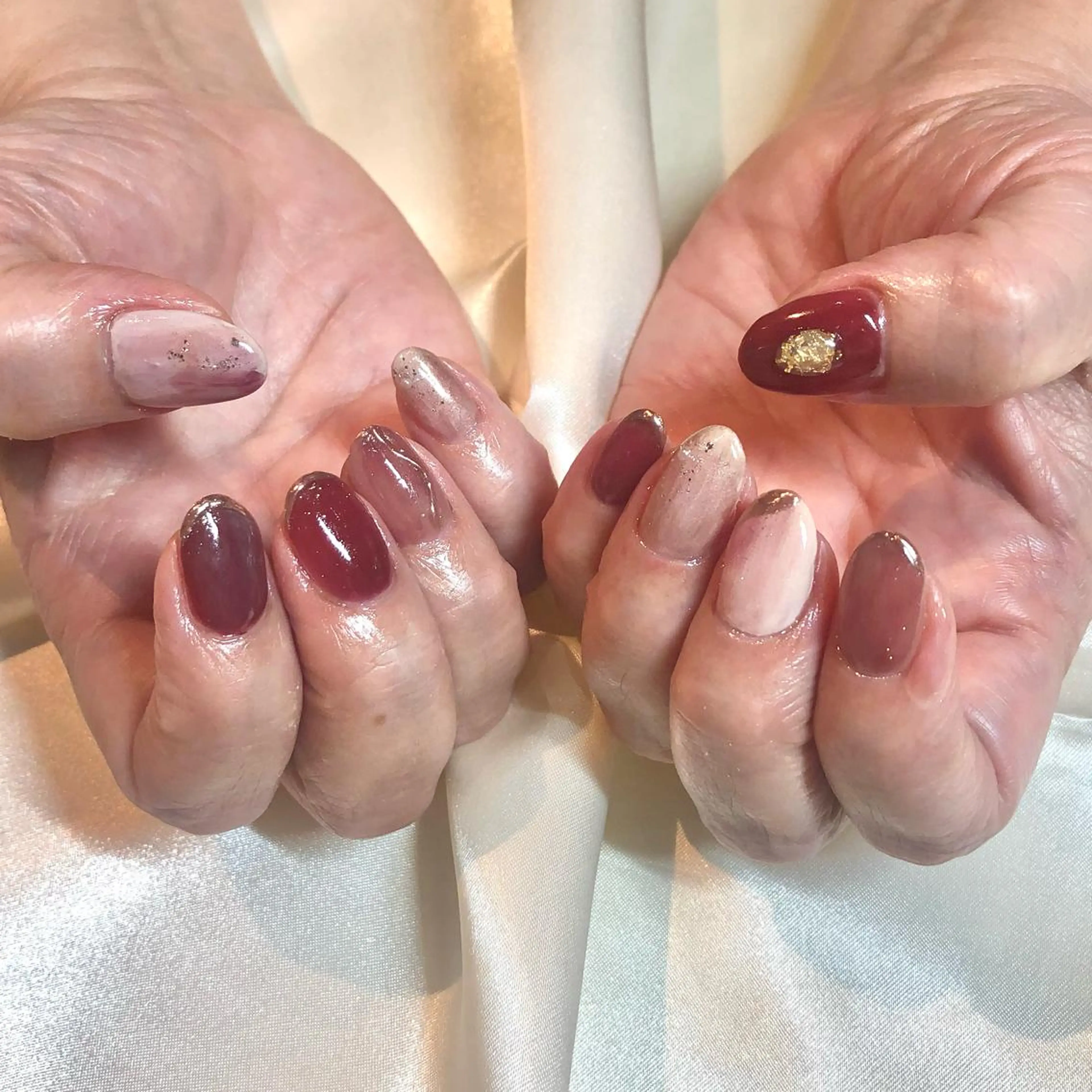 ネイル ハンドネイル 友田 晴香のネイルデザイン