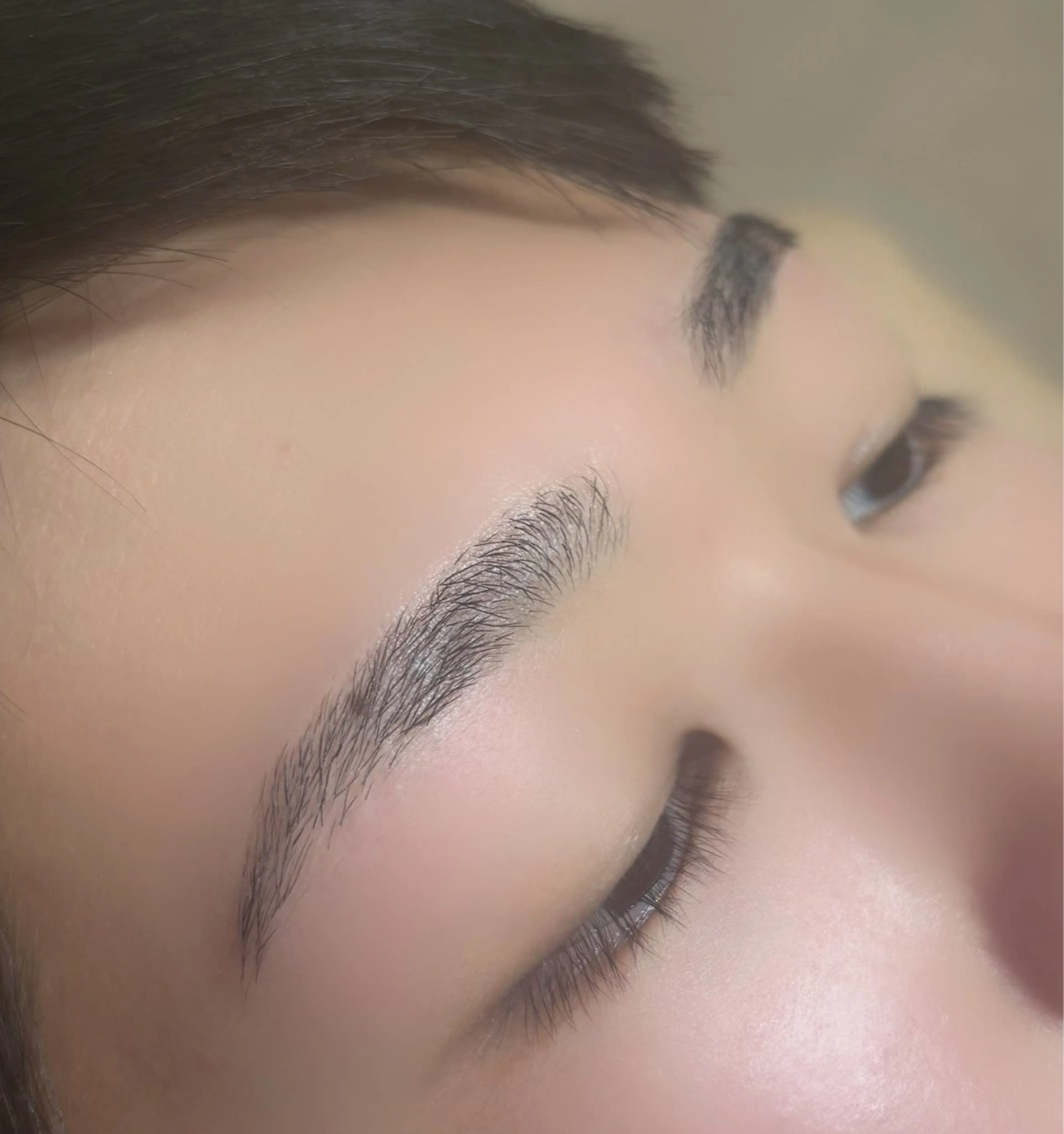 アイブロウ メンズアイブロウ ワックス脱毛 💛LUNELLA MIKU💛のマツエク・マツパデザイン