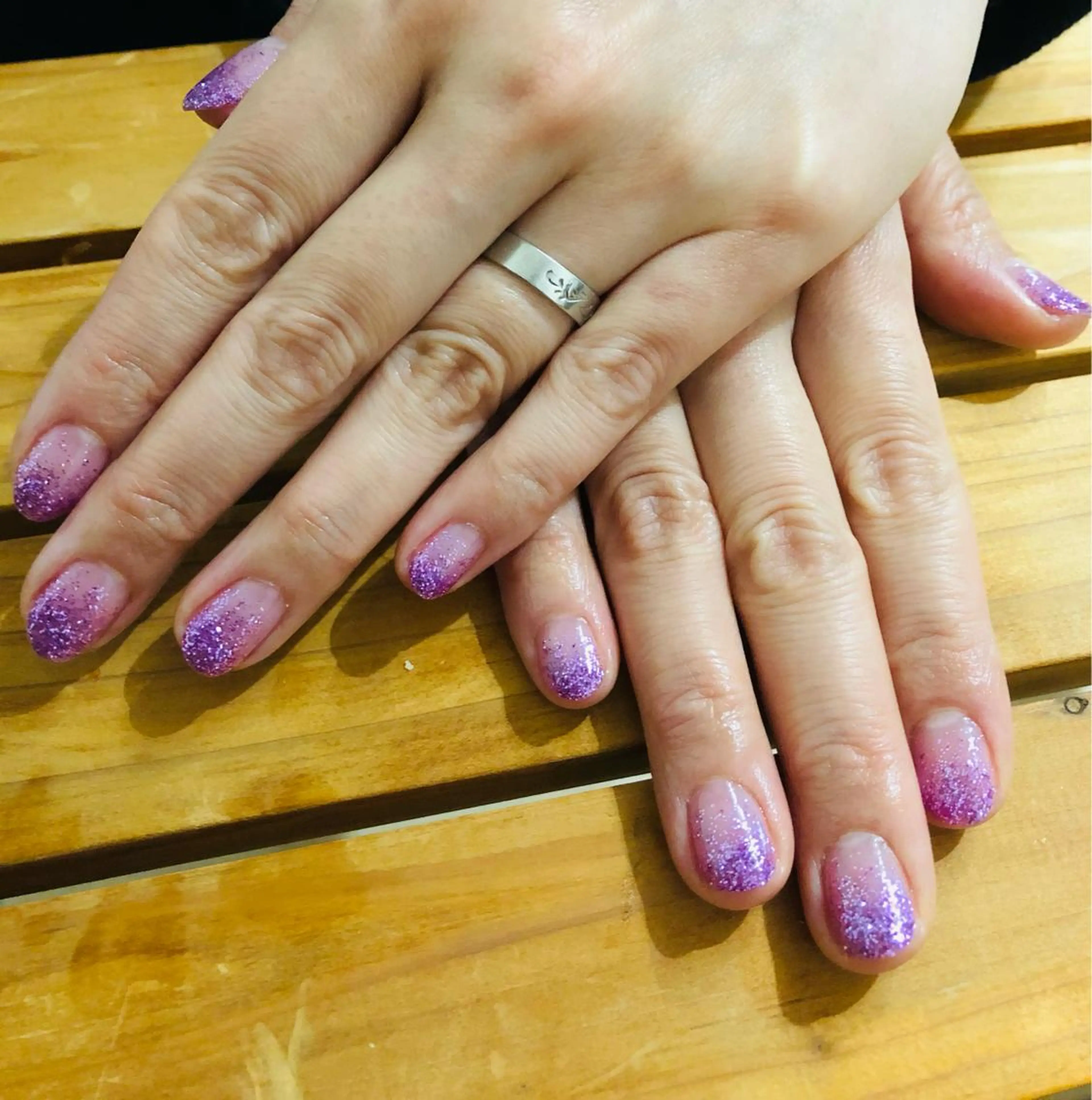 ネイル グラデーション ラメ(グリッター) ラメグラデーション one nailsalonのネイルデザイン