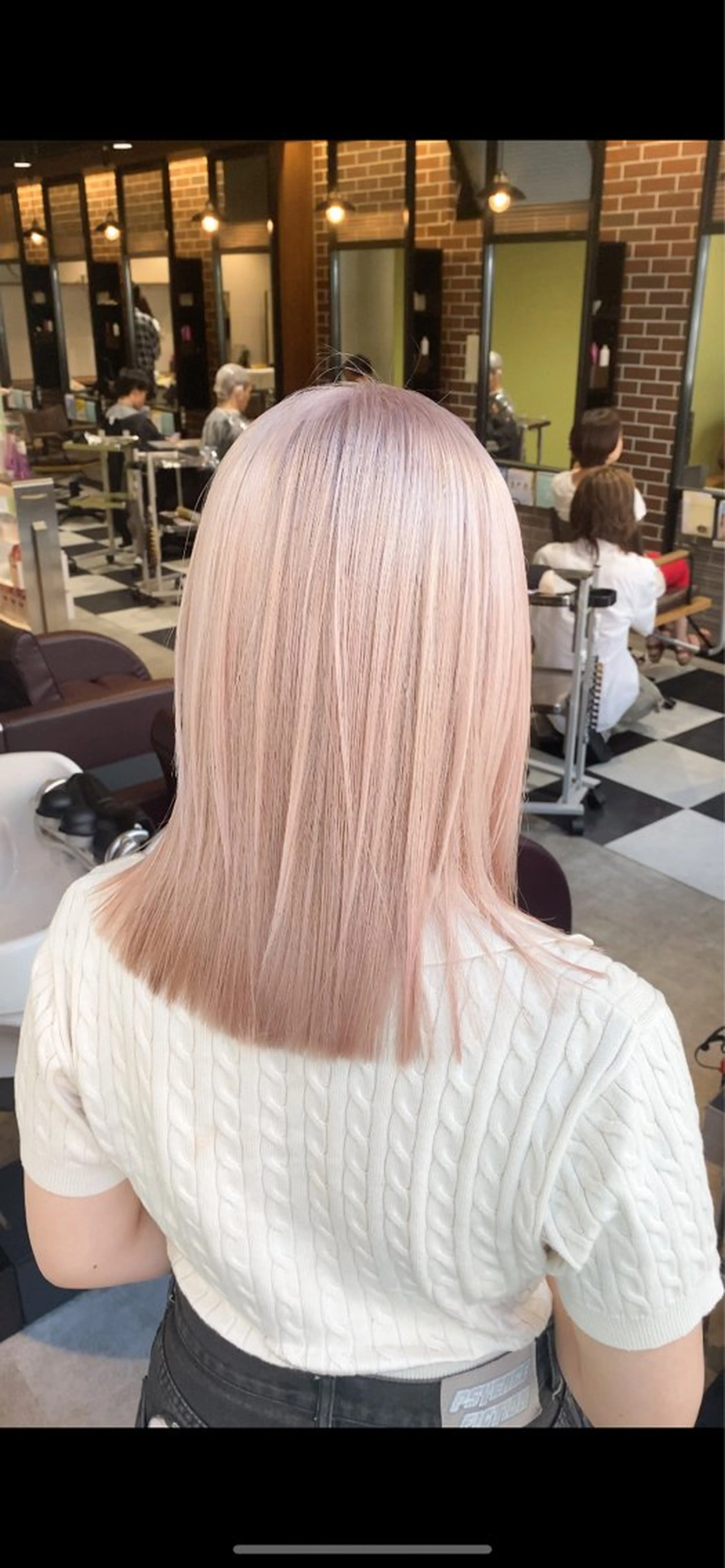 🟧🔻再現性の高い艶カラー🔻🟧　　　　　　　　　　　　　ケアブリーチ➕艶トリートメントの写真