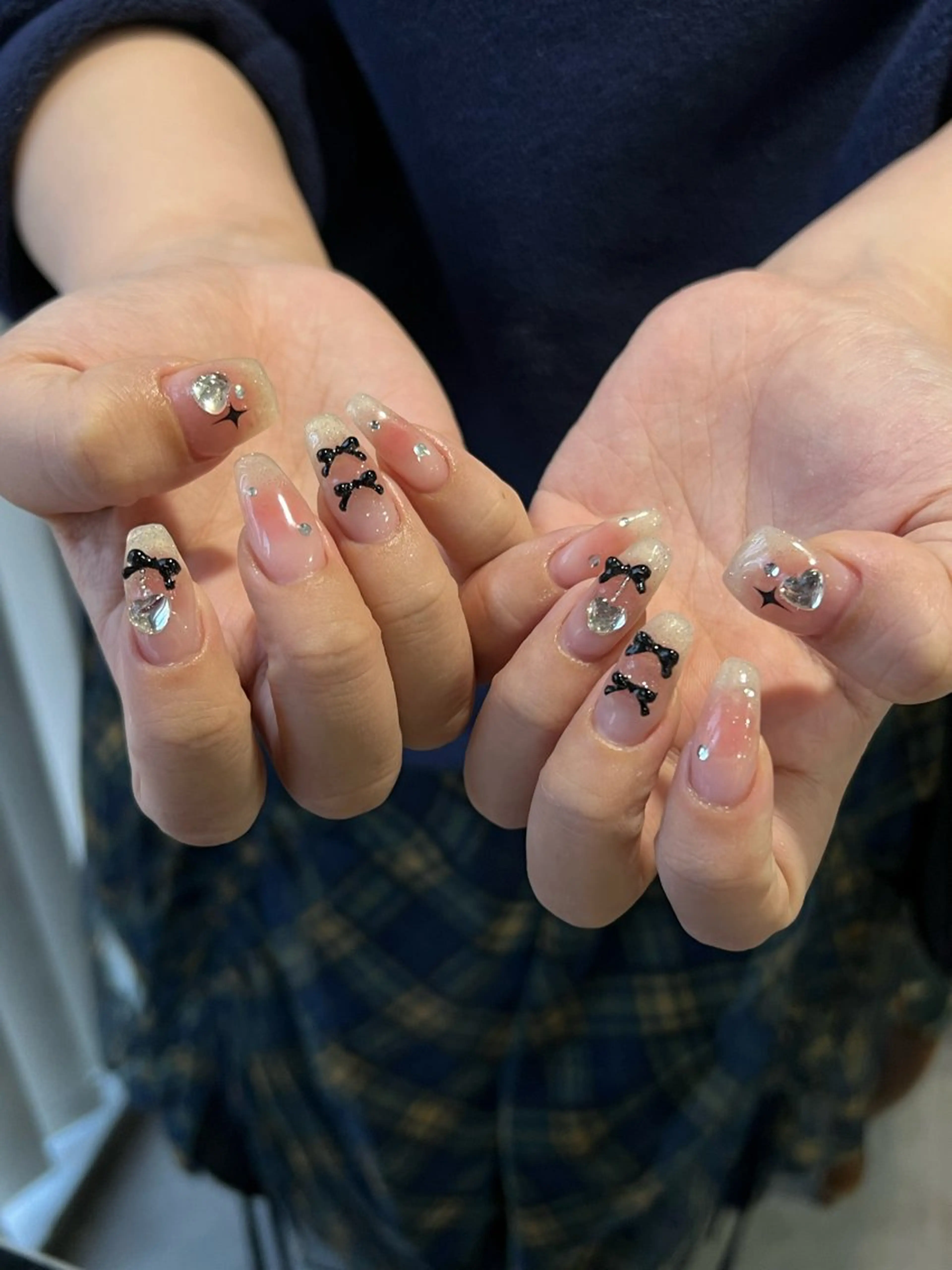 ネイル ハンドネイル Hata nail 🎀個性派ニュアンスのネイルデザイン