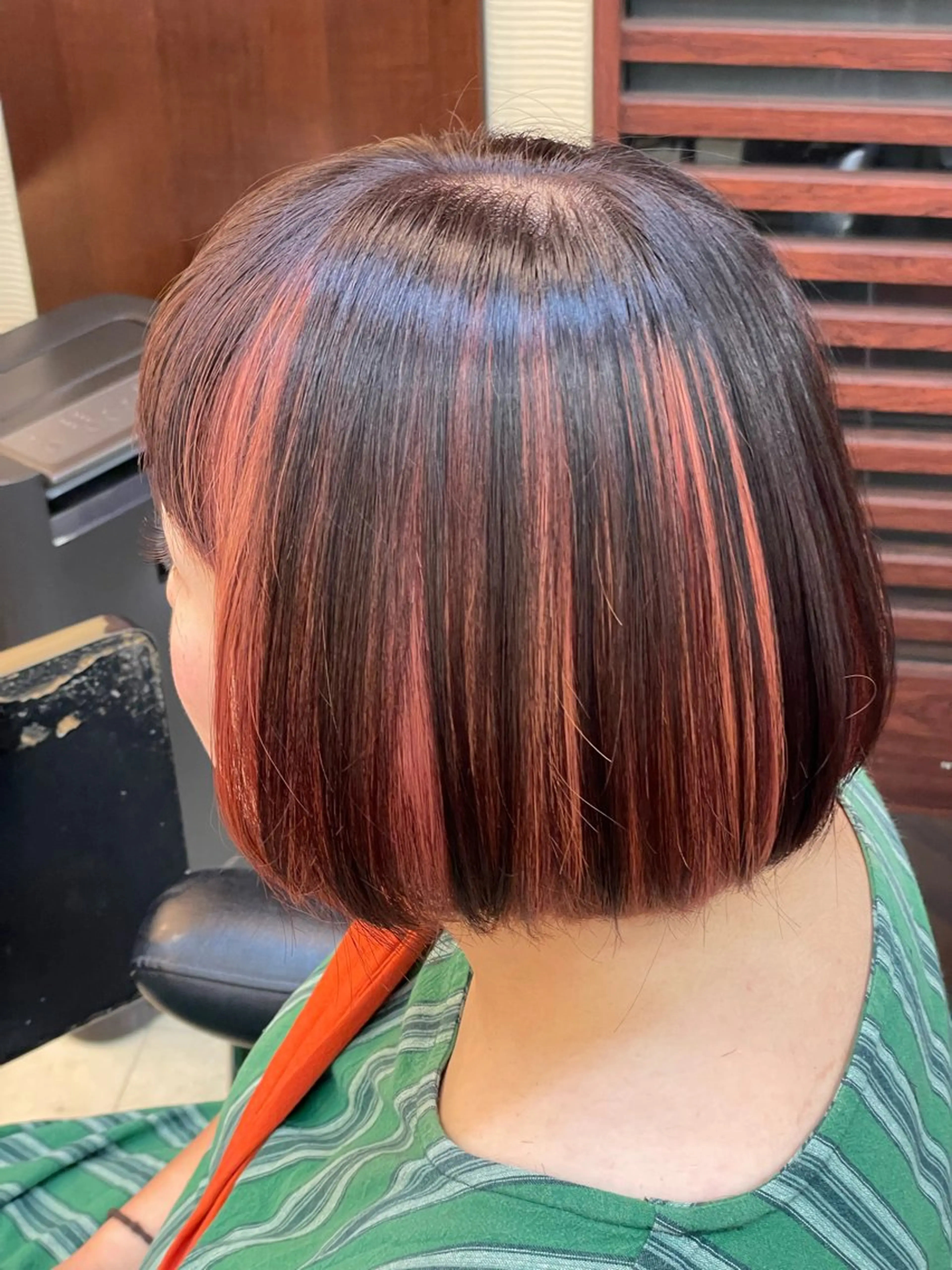 ミディアム ボブ ヘアカラー アリヤマ メイカのヘアスタイル