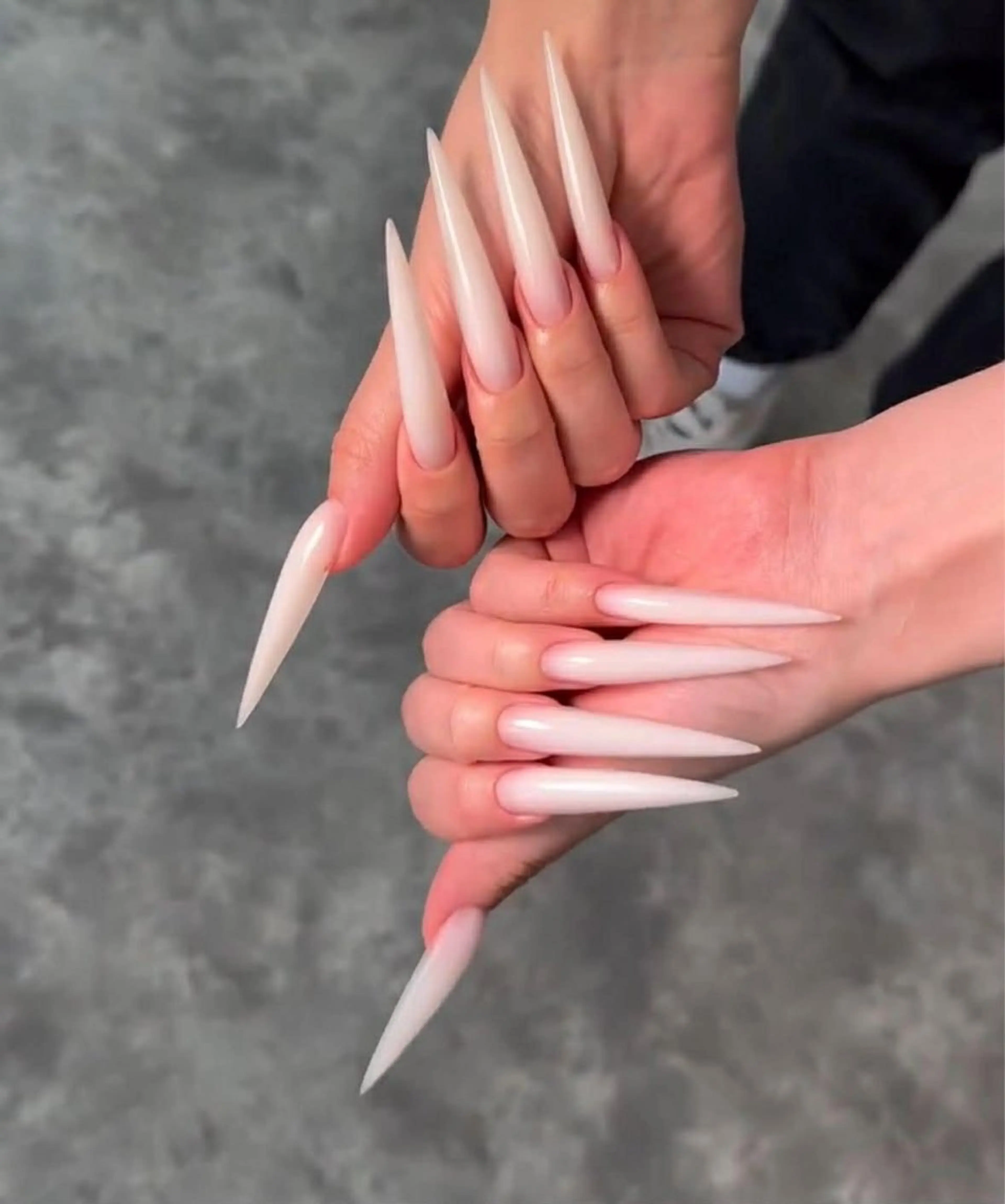 ロング ロング ハンドネイル モリ アユミのネイルデザイン