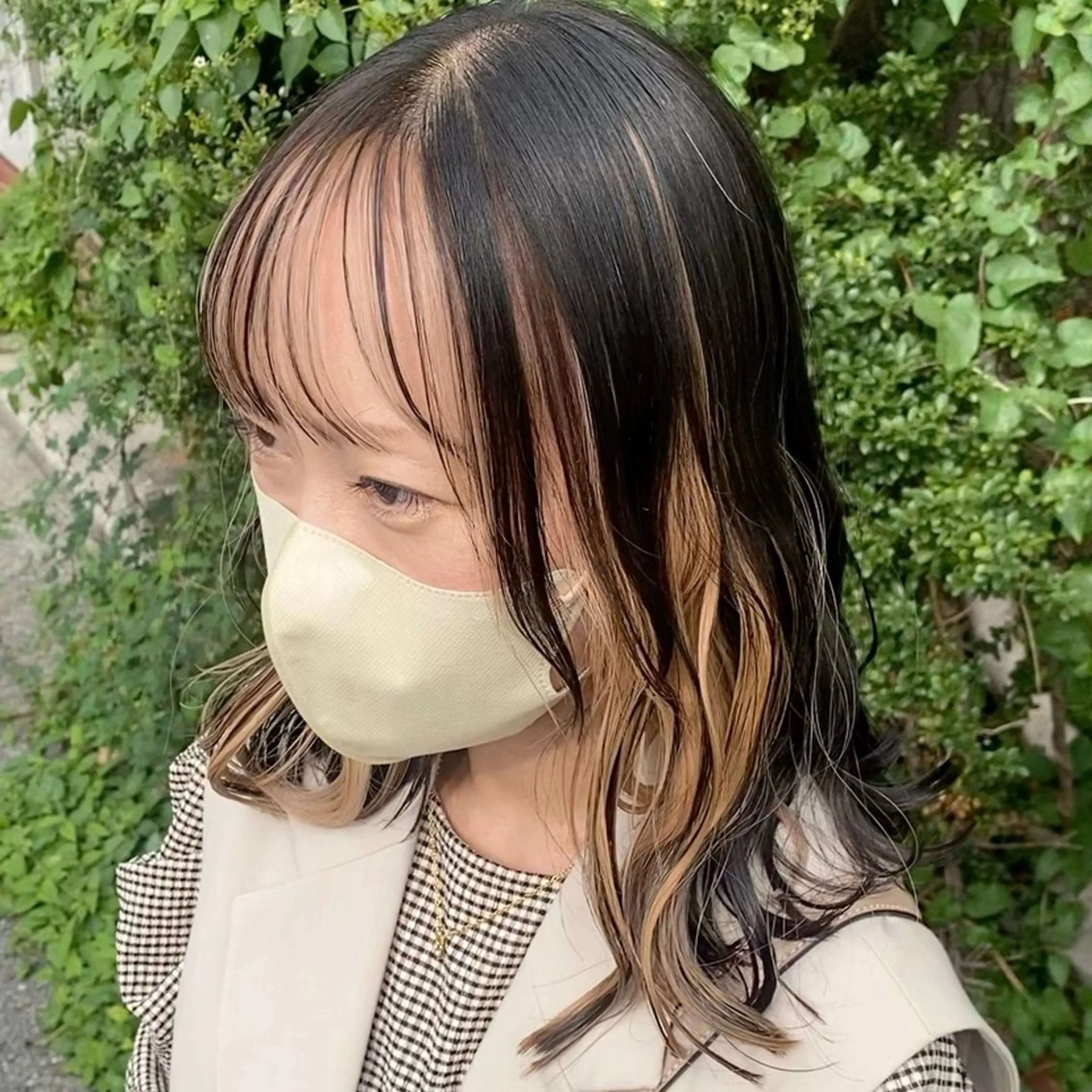 ミディアム カラー ベージュカラー ブリーチ インナーカラー カット ヘアカラー トリートメント ハイトーン/レイヤー カット/TAKEのヘアスタイル