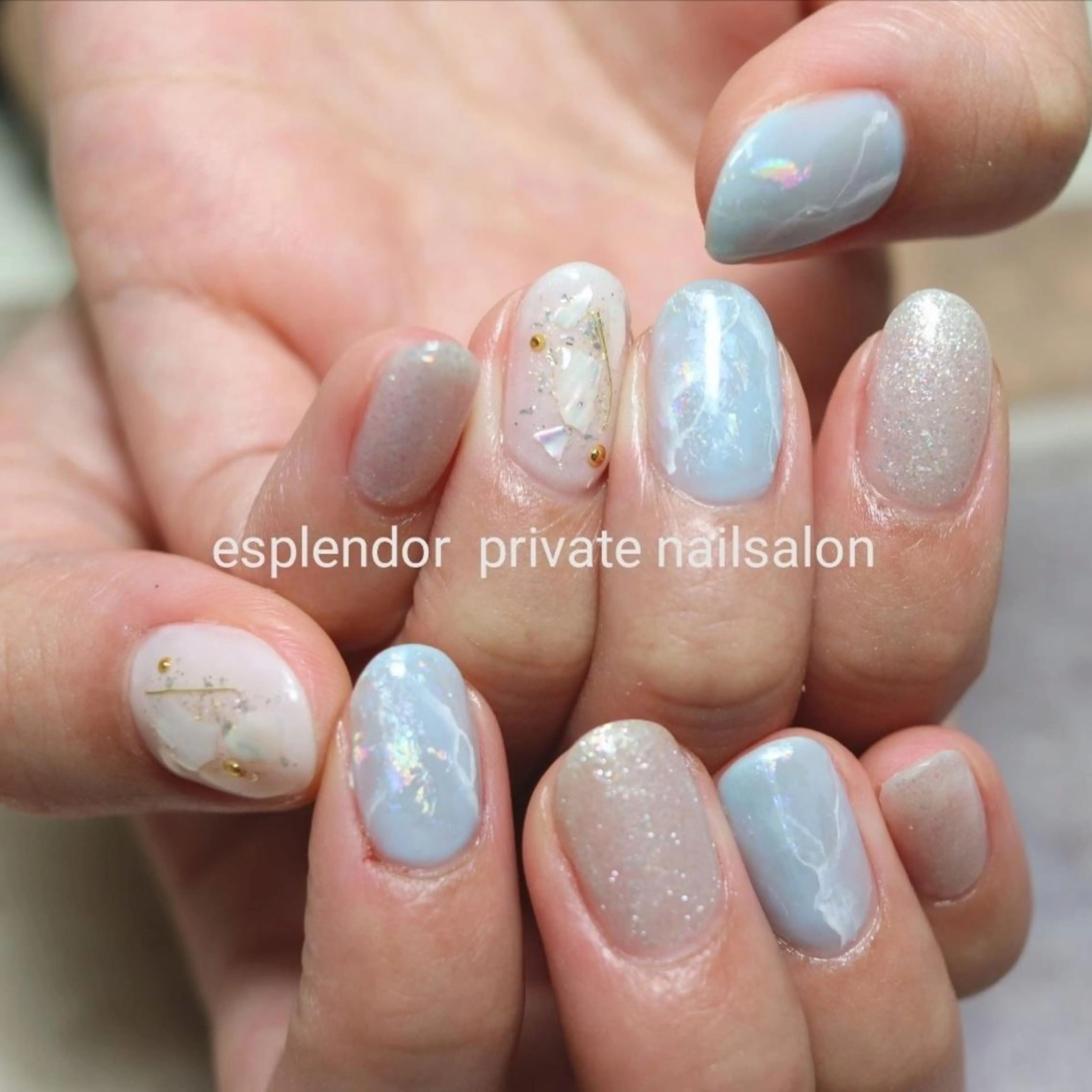 ネイル ブルー クリアネイル ニュアンスネイル ハンドネイル ハンドケア esplendor  エスプレンドル所属・esplendor  エスプレンドルのネイルデザイン
