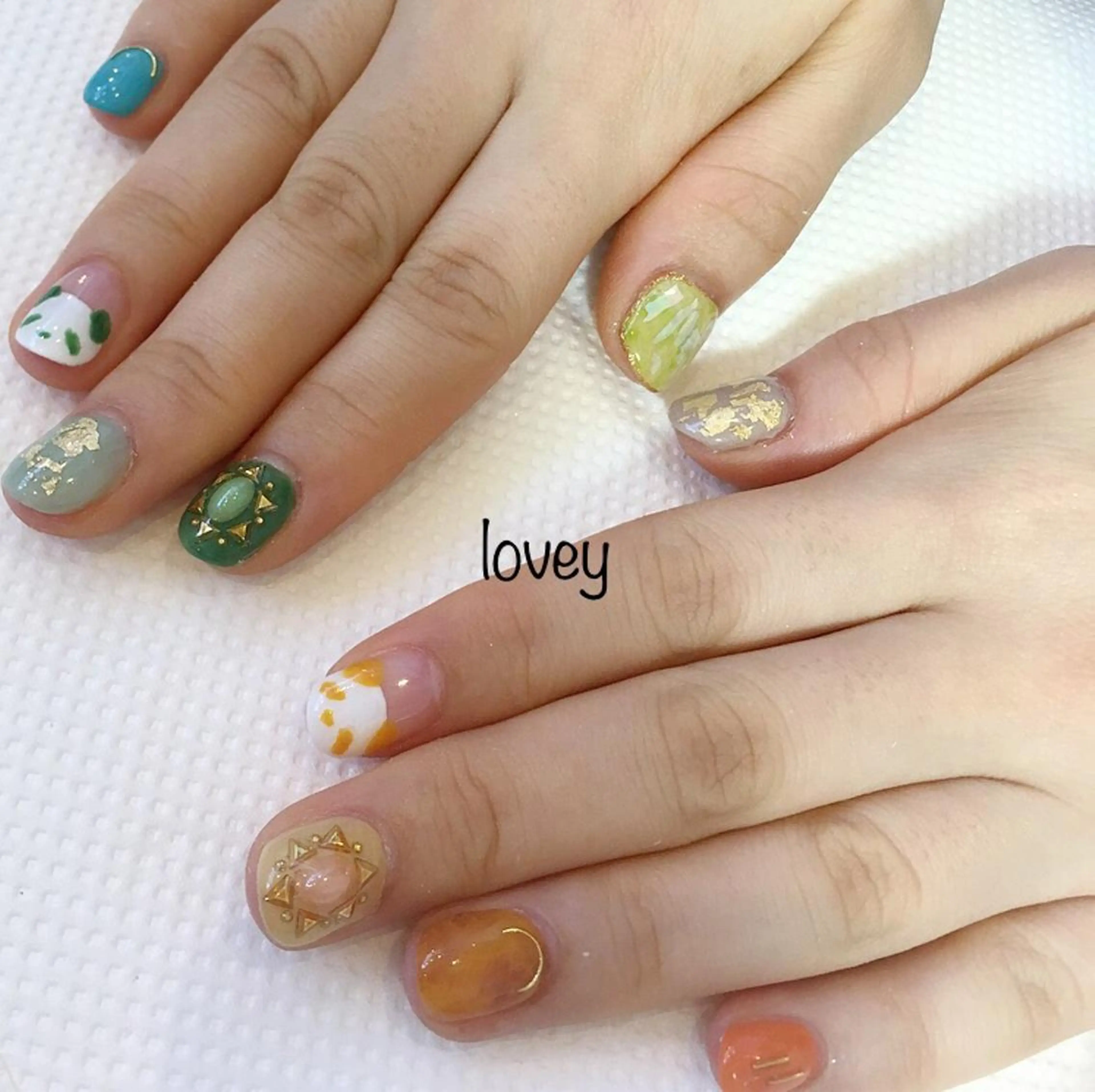 ネイル プライベートサロン loveyのネイルデザイン