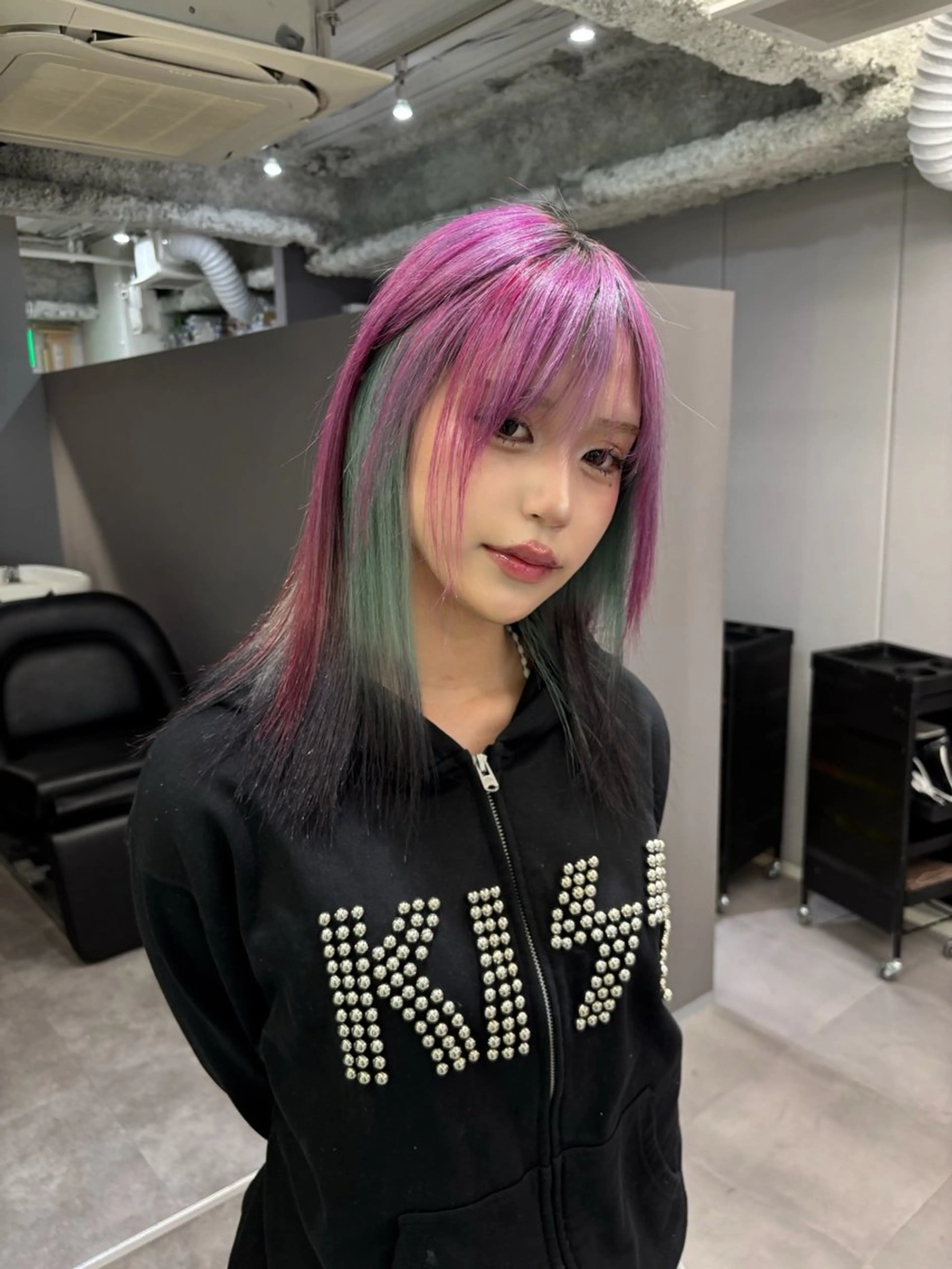 セミロング カラー デザインカラー ヘアカラー トリートメント 名古屋／デザイン／ ブリーチ/松井亮磨のヘアスタイル