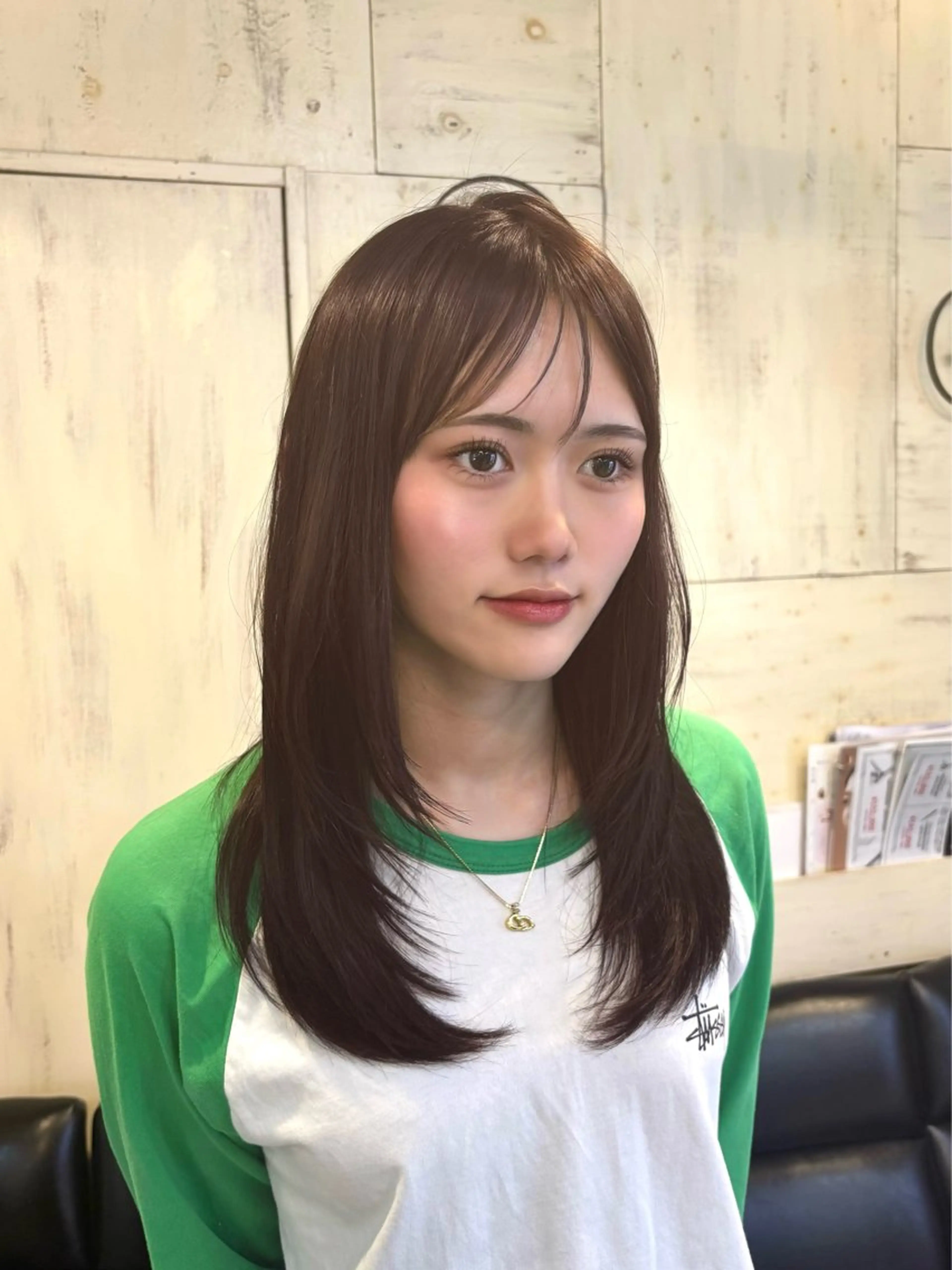 セミロング カラー ベージュカラー ブリーチ ブラウンカラー チョコレートブラウン 透明感カラー カット ヘアカラー トリートメント 10代20代人気◎ レイヤー特化/フウカのヘアスタイル