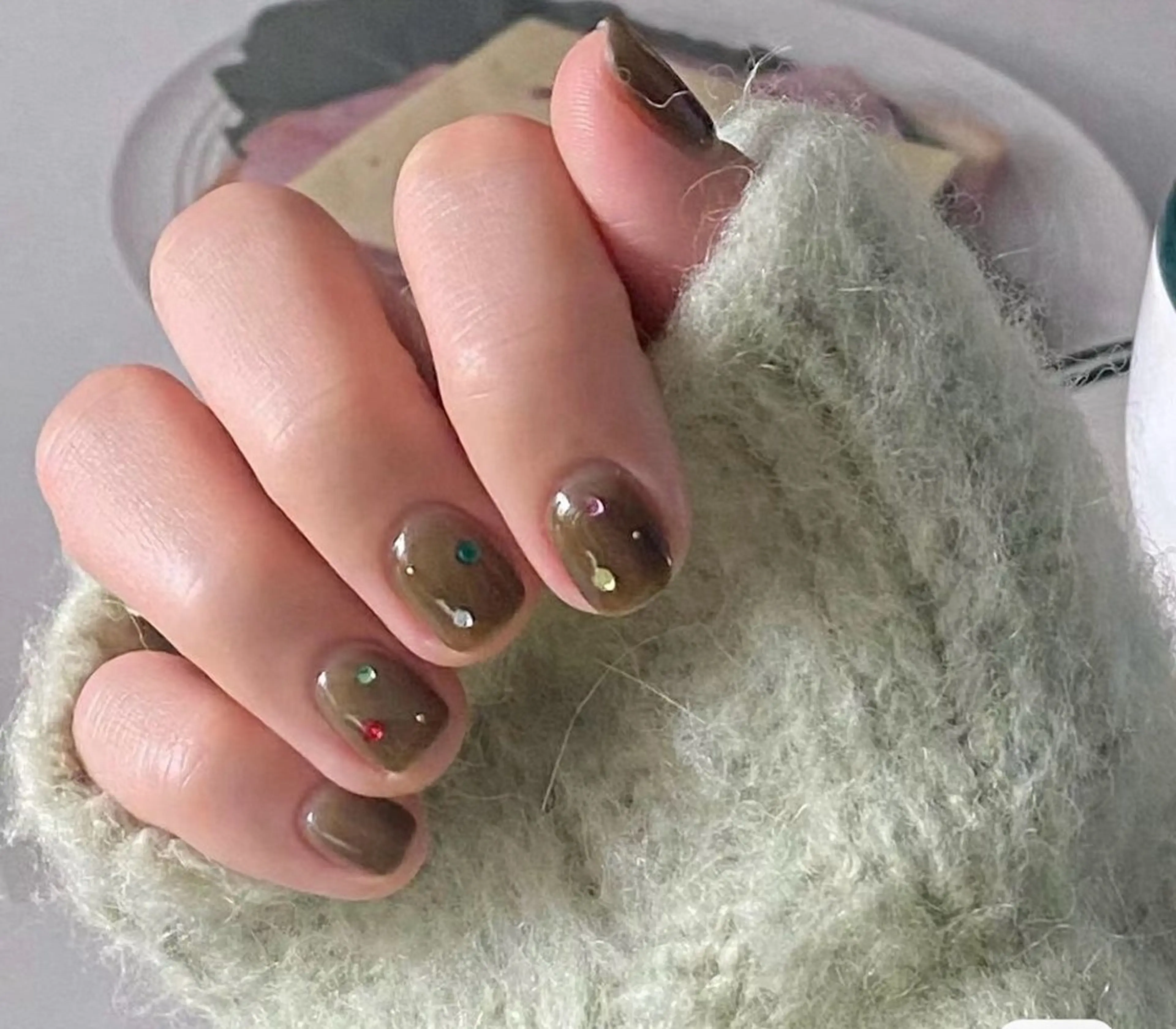 ネイル 長さ出し フットネイル フレンチネイル ジェルネイル ガラスフレンチ ハンドネイル ハンドケア More Glam渋谷店のネイルデザイン