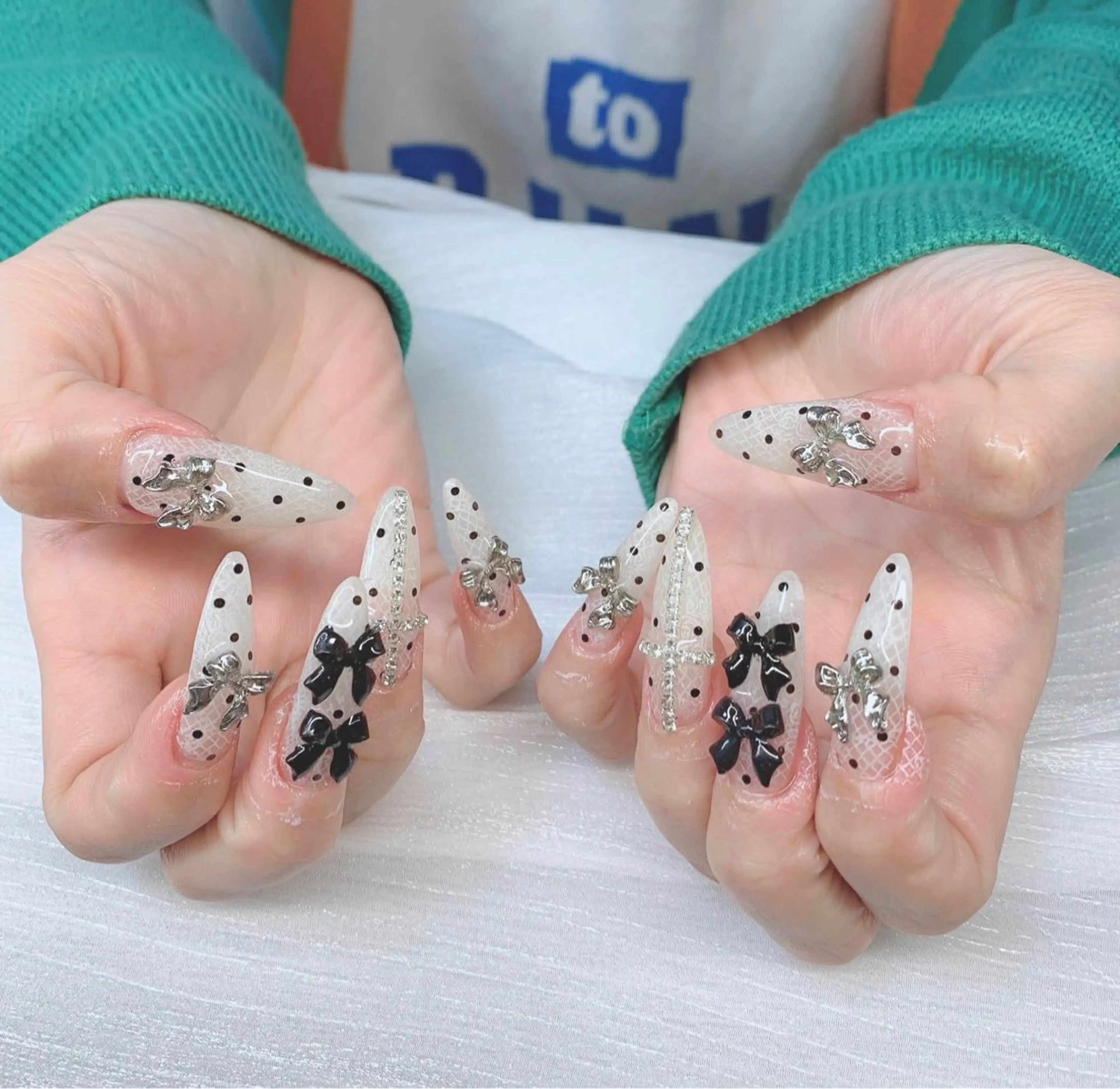 ネイル ハンドネイル T-lee Nailsalonのネイルデザイン