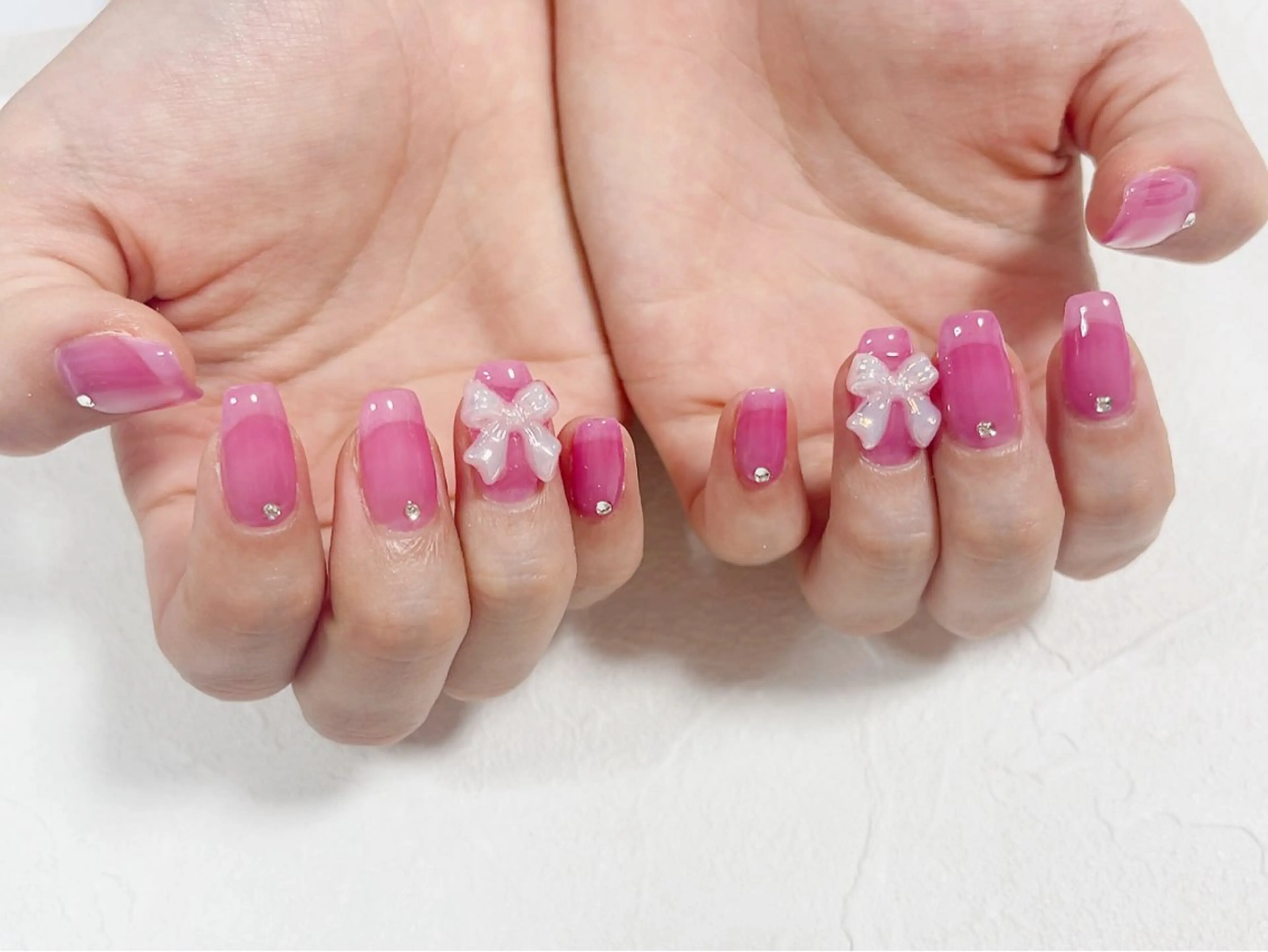 ネイル フットネイル ジェルネイル キラキラネイル メンズネイル パラジェル ハンドネイル kiki nail たまプラーザのネイルデザイン