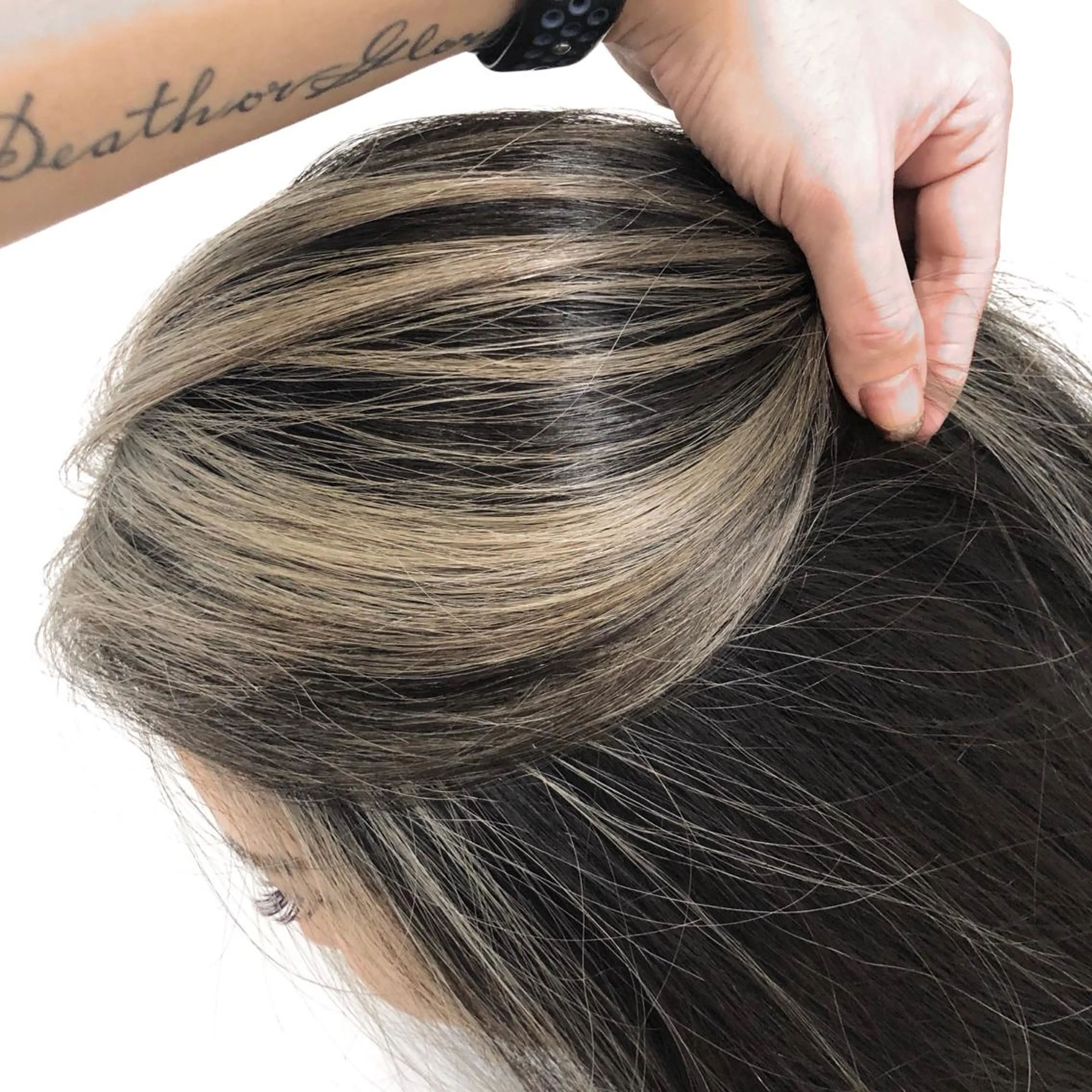 ロング カラー ヘアアレンジ バレイヤージュ デザインカラー ハイライトカラー 外国人風カラー ハイライト アンドウ ユウ/ レイヤーカット/韓国のヘアスタイル