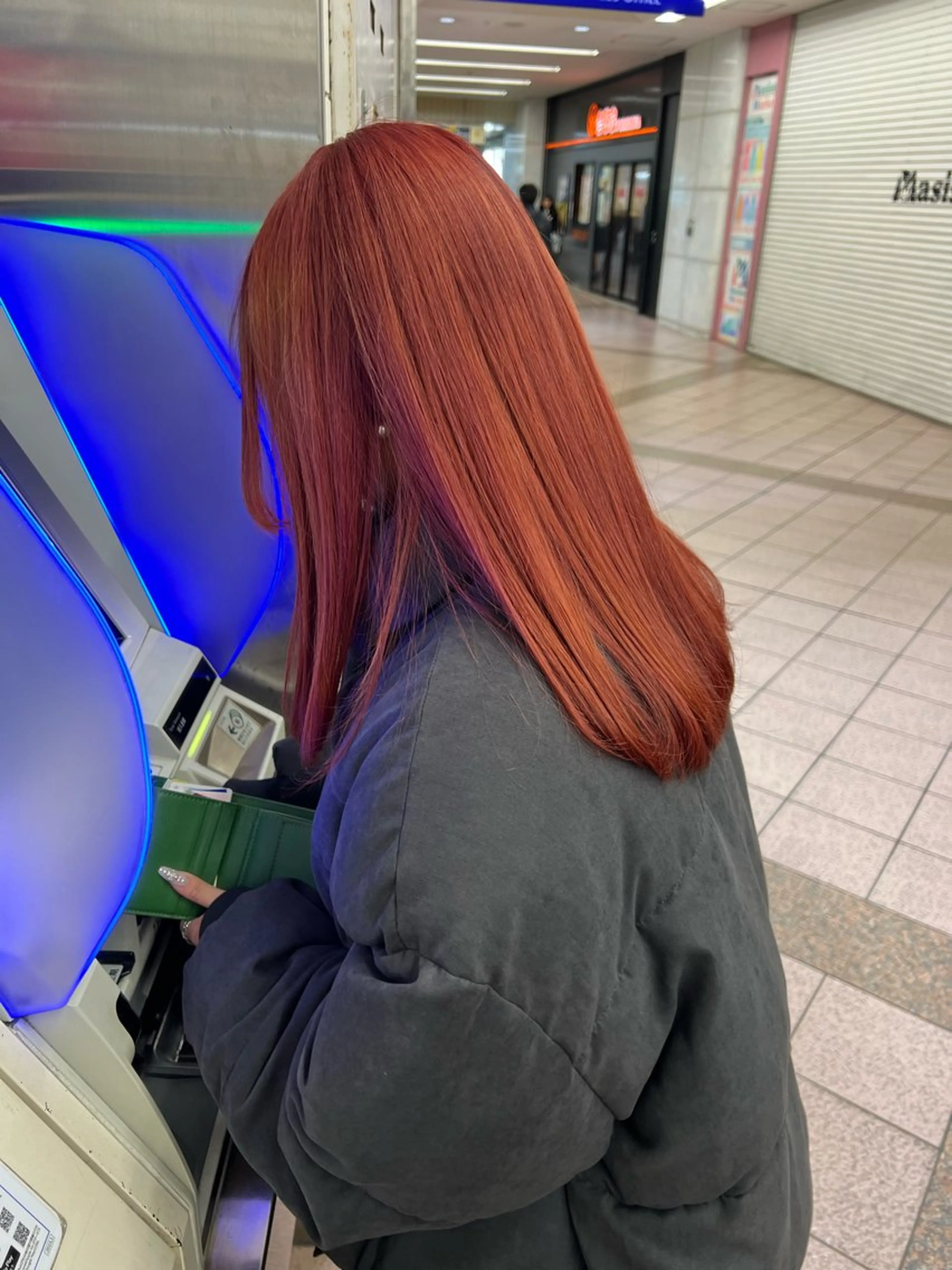 ロング カラー ブリーチ レッドカラー カット ヘアカラー KINGDOM ALLURE所属・KINGDOM イナキ🌙のヘアスタイル