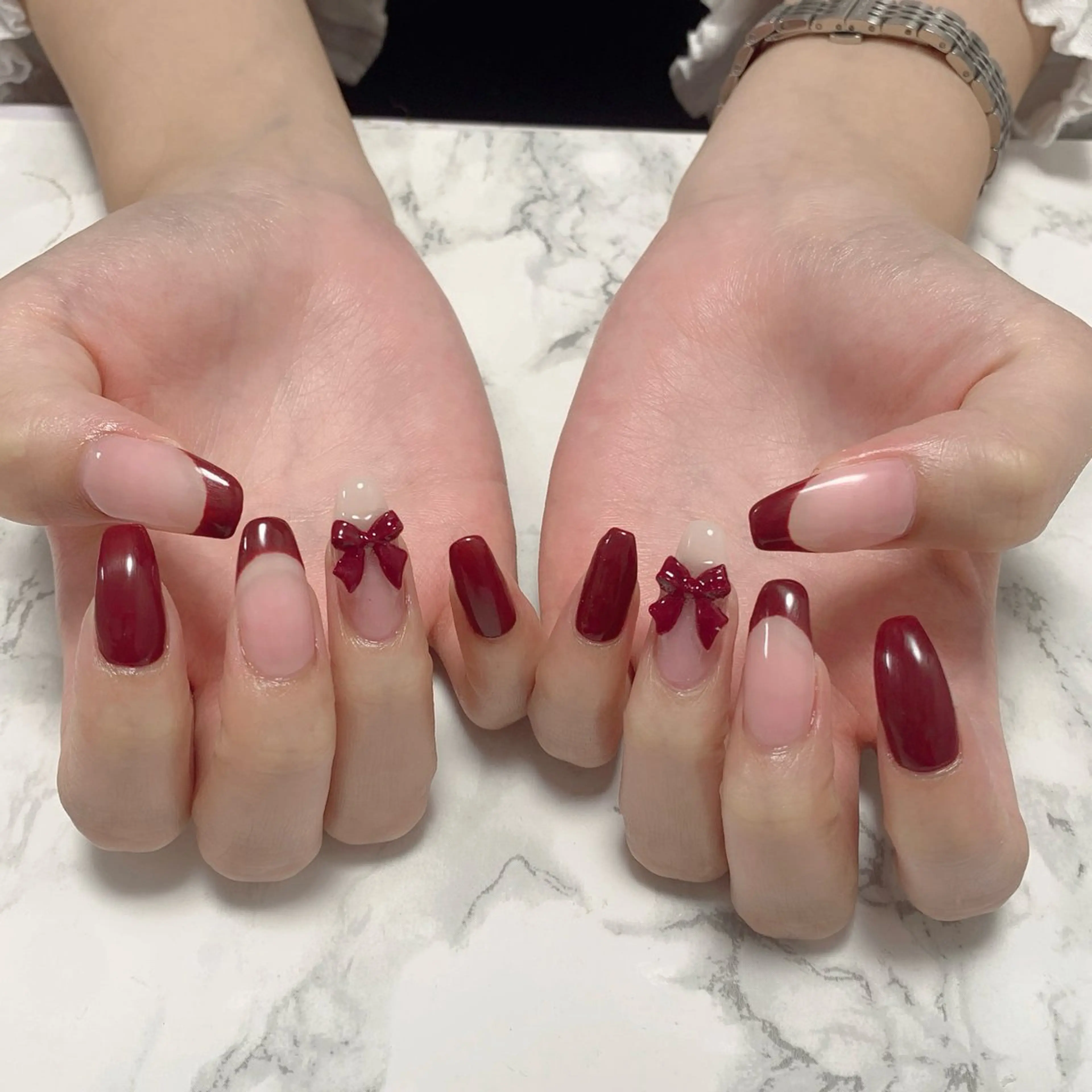 ネイル はな💎ネイル ワンホン、長さ出しのネイルデザイン