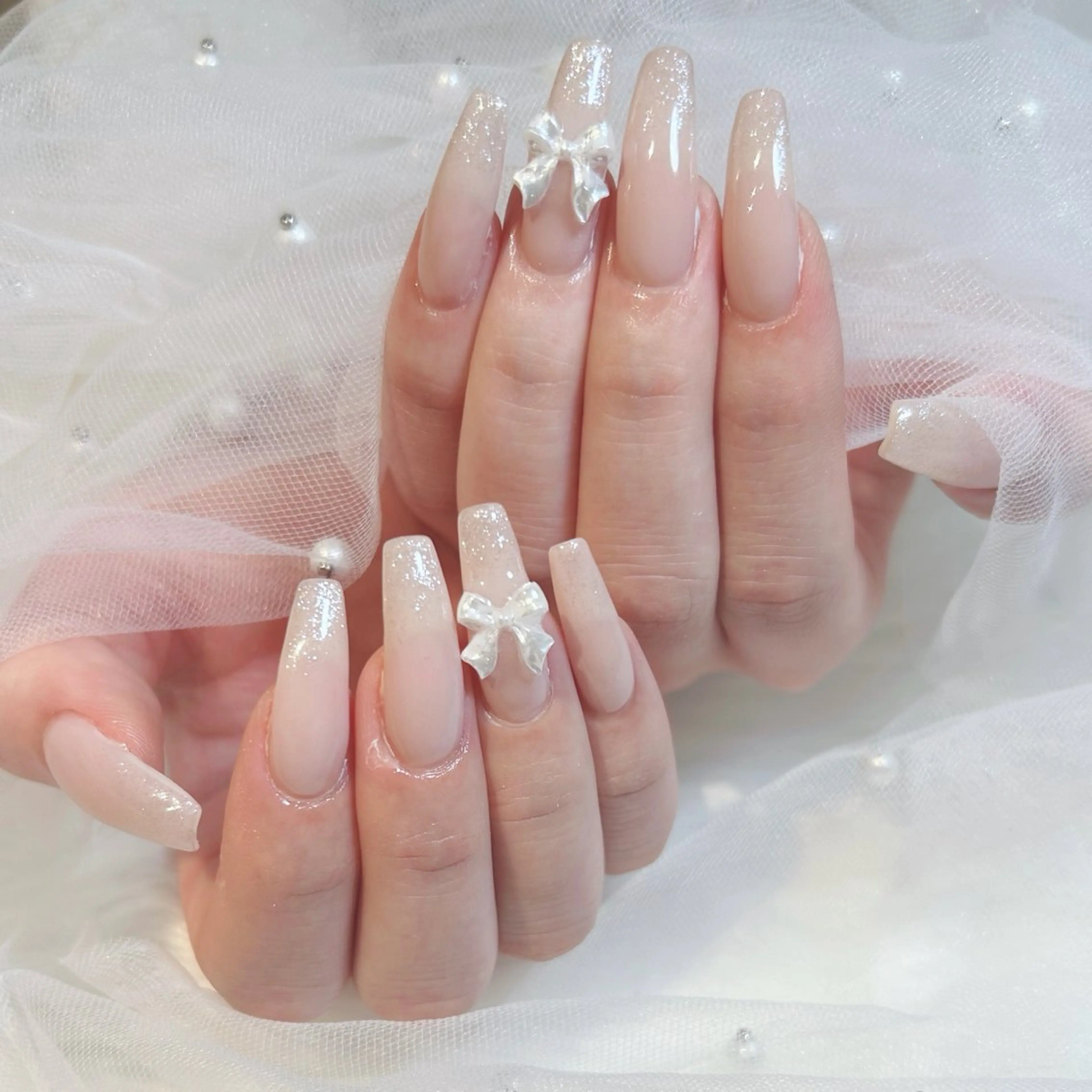 ネイル グラデーション キラキラネイル シンプルネイル ワンホンネイル ハンドネイル ぷりゅねる 心斎橋のネイルデザイン