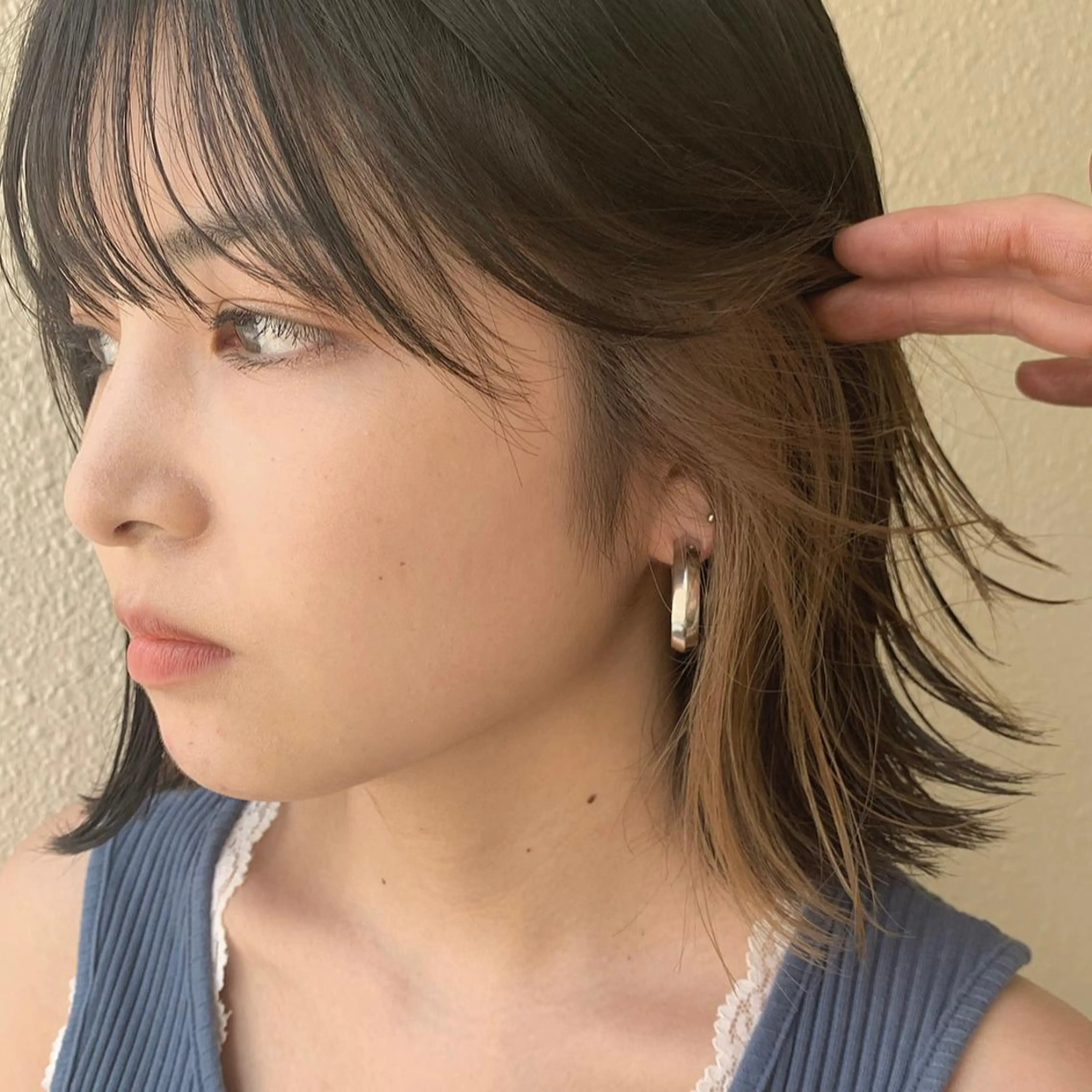 ショート カラー ベージュカラー iLi所属・iLi 《イリ》のヘアスタイル