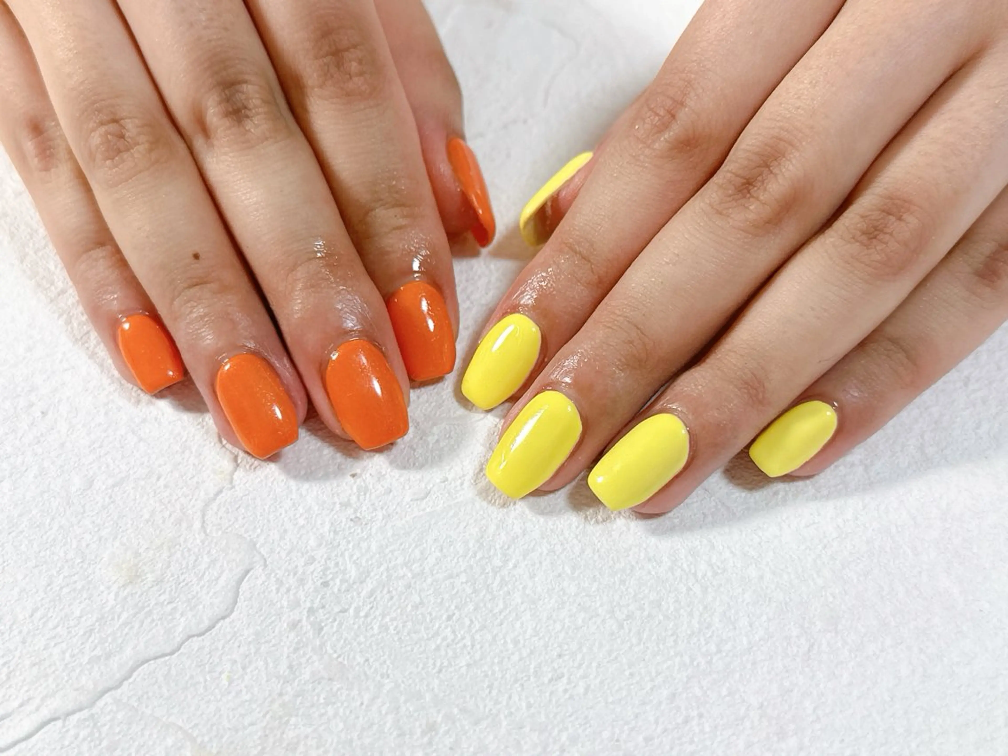 ネイル オーロラネイル フットネイル フレンチネイル ジェルネイル マグネットネイル kiki nail たまプラーザのネイルデザイン