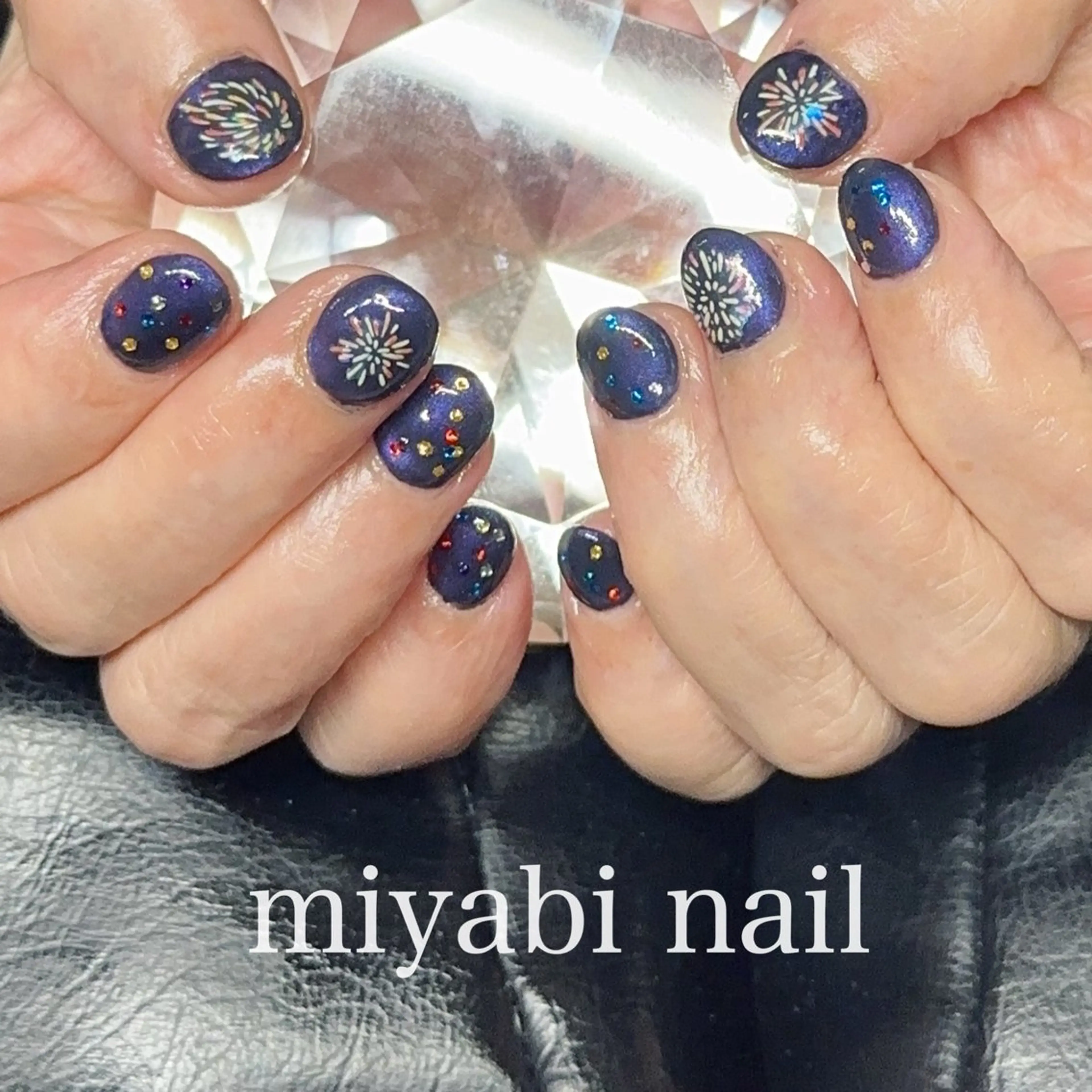 ネイル アートネイル キラキラネイル 持ち込み ネイビー ショートネイル ハンドネイル miyabi nail 桂川駅近くのネイルデザイン
