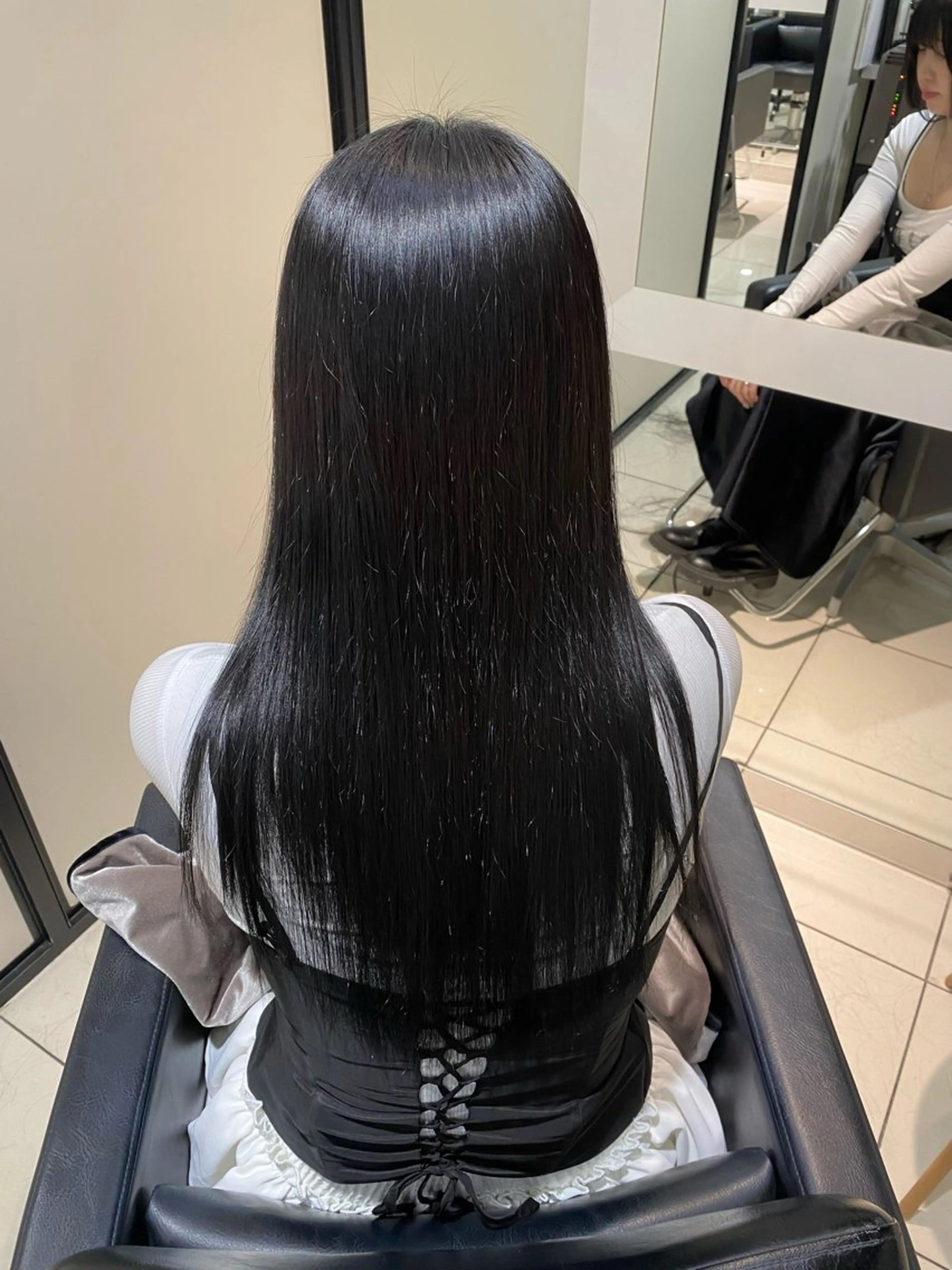 ロング カラー 黒髪 ブルーカラー ブルーブラック カット ヘアカラー トリートメント グレージュ/透明感/ 韓国ヘア/RISAのヘアスタイル