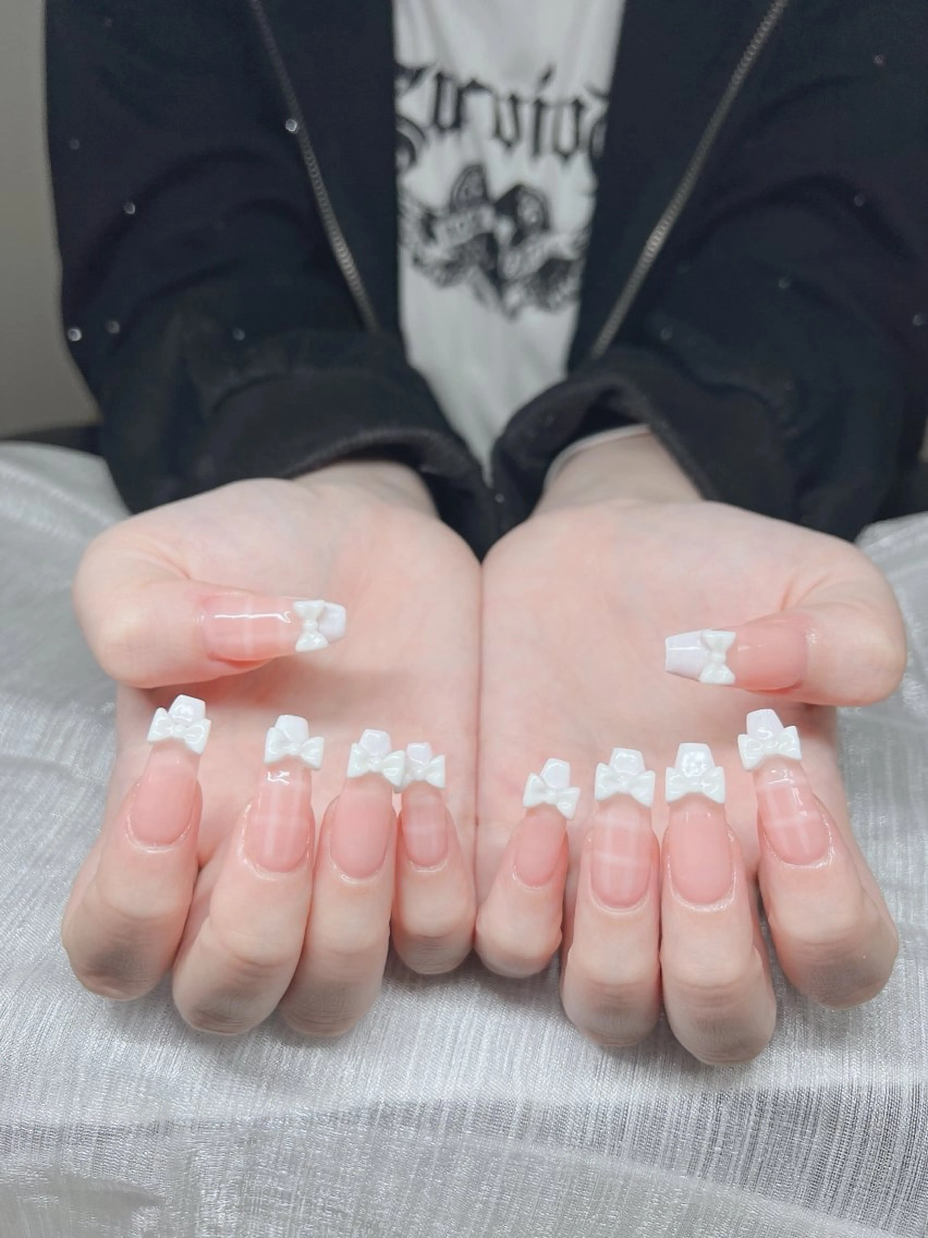 ネイル 長さ出し グラデーション 卒業式 キラキラネイル マグネットネイル Lee Nails チップ長さだし専門店のネイルデザイン