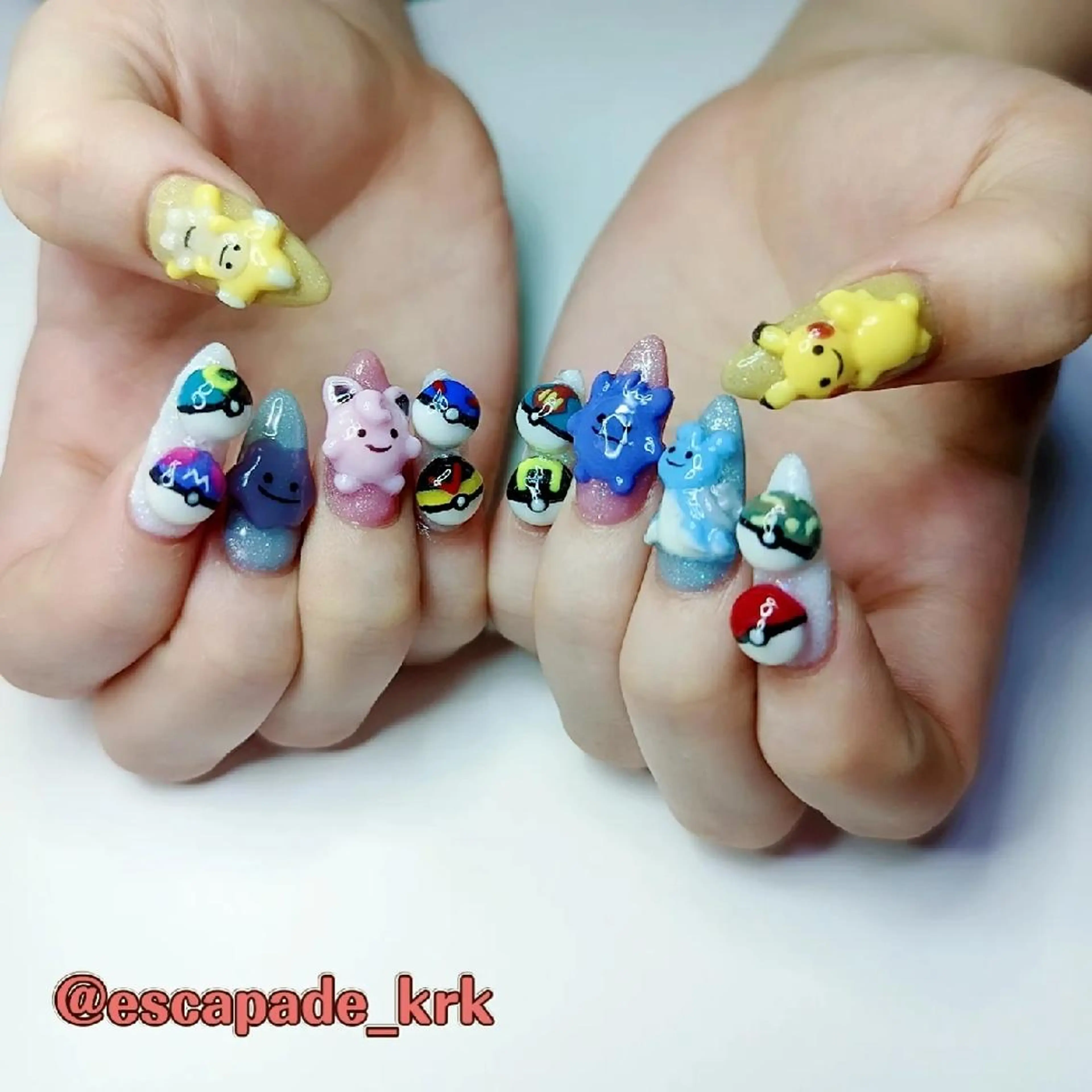 ミディアム ネイル ハンドネイル クロキ 。のネイルデザイン