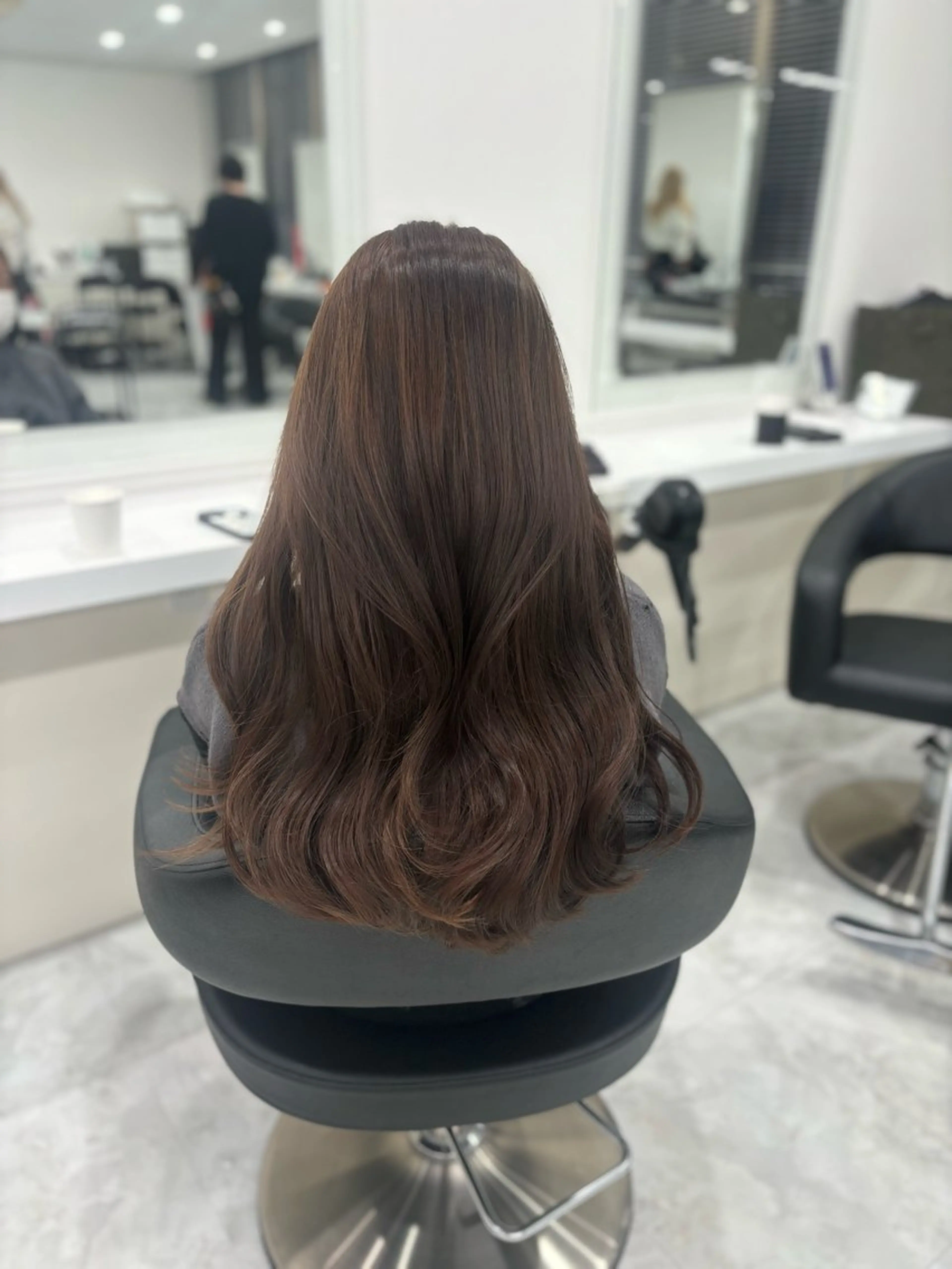 ロング まろっと艶感ブラウン ベージュ🤍まなかのヘアスタイル