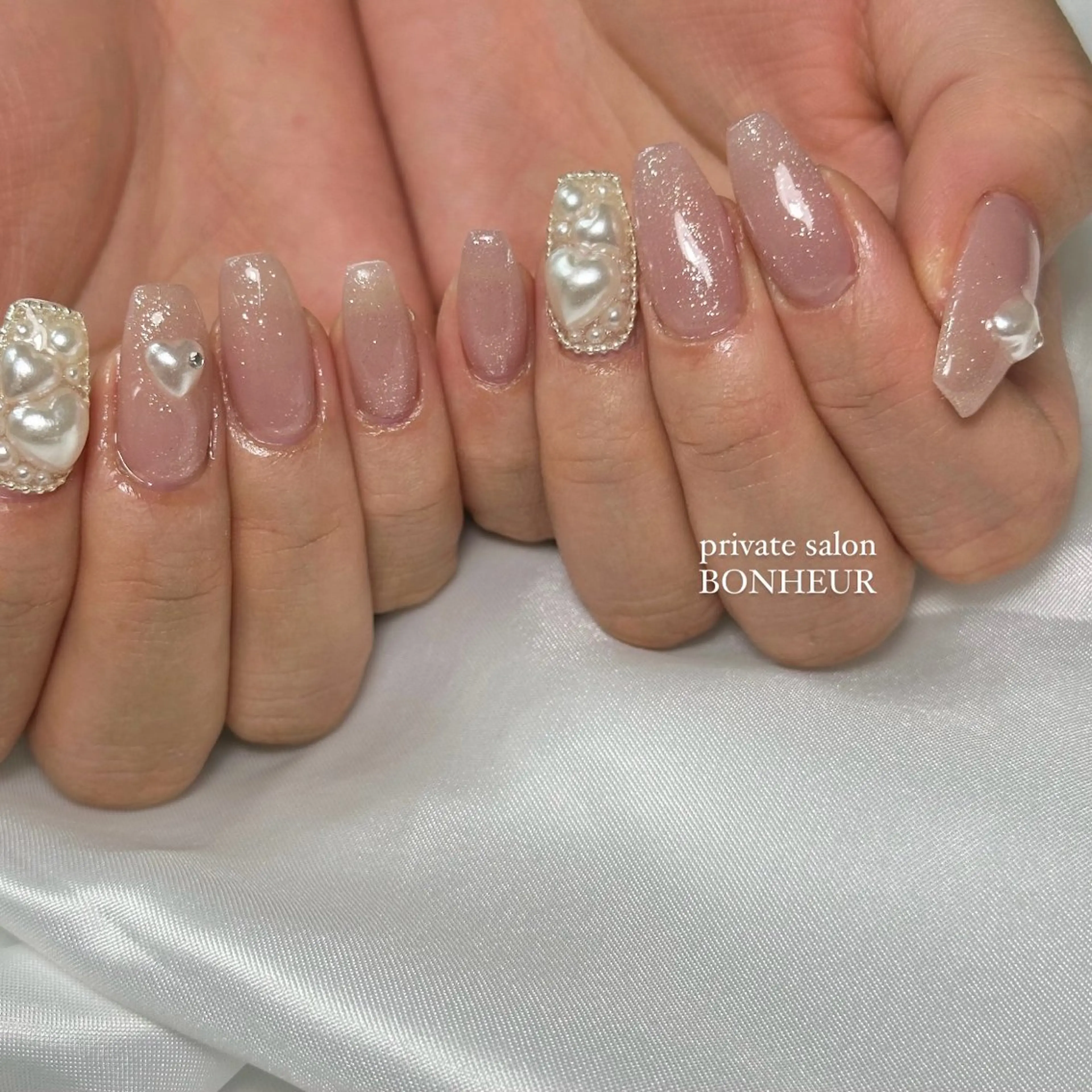 ネイル ハンドネイル BONHEUR Annaのネイルデザイン