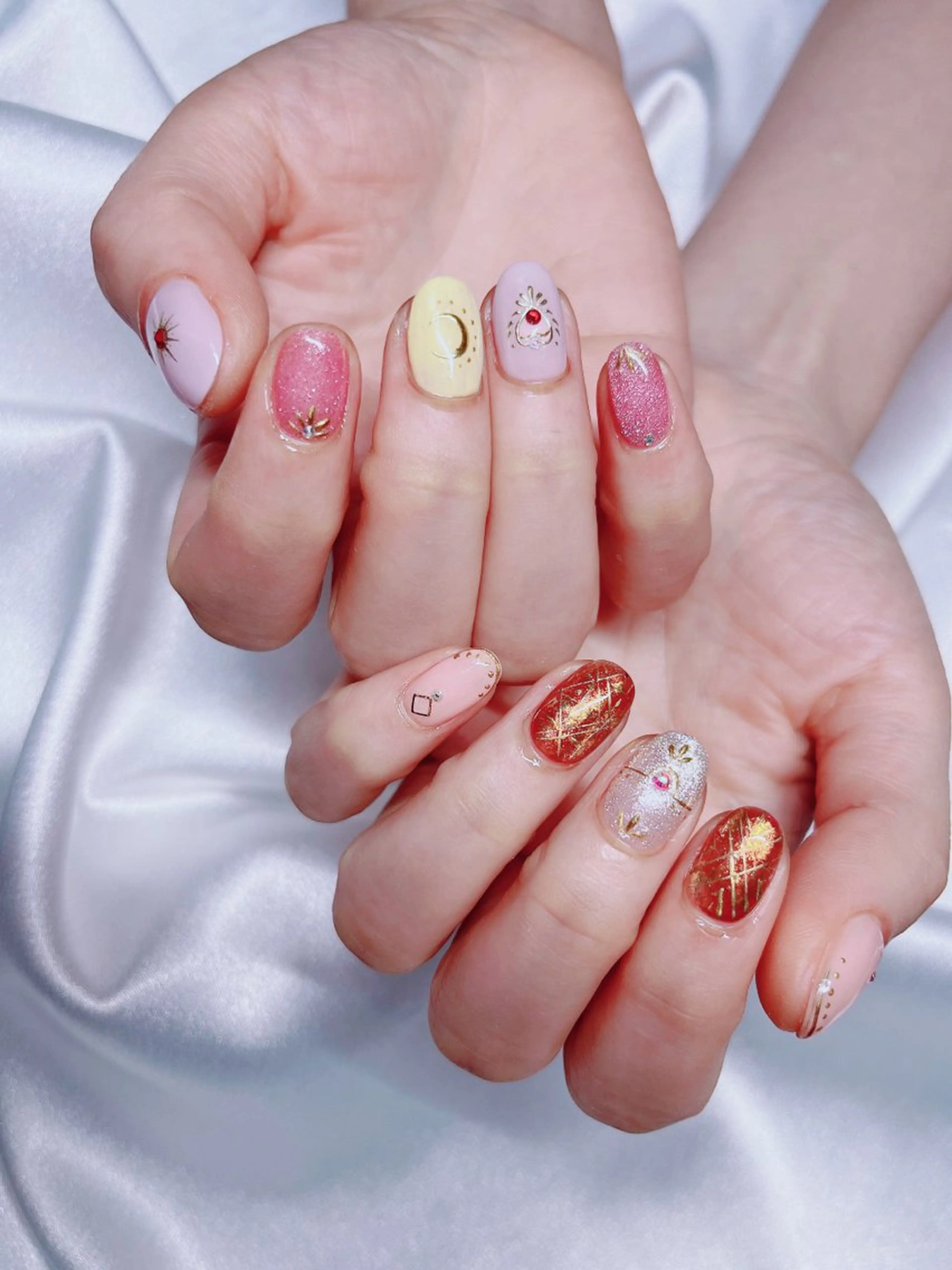 ネイル Cutil Nailsalon所属・Cutil. Nail🌈のネイルデザイン