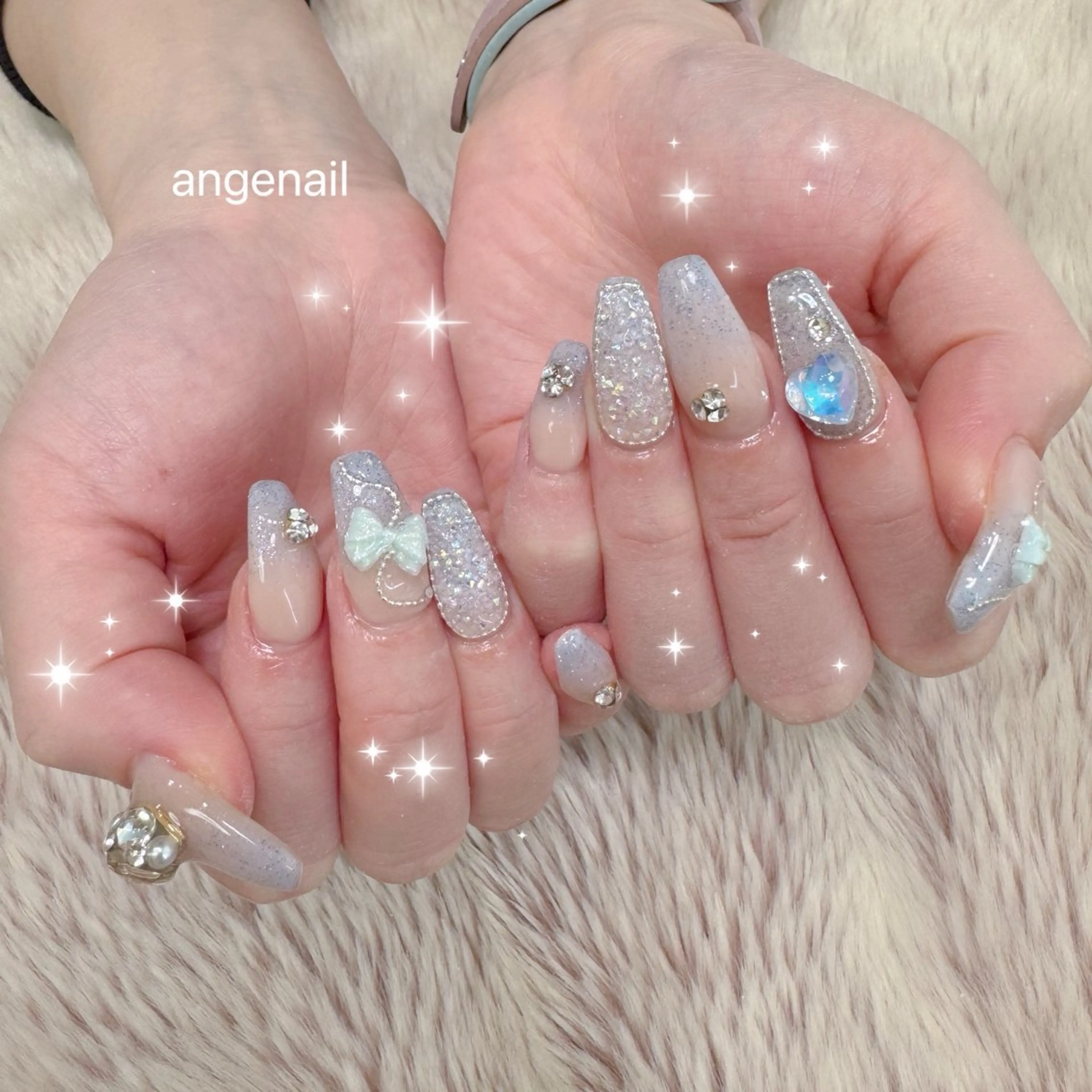 ネイル ハンドネイル オーナーネイリスト MAKIのネイルデザイン