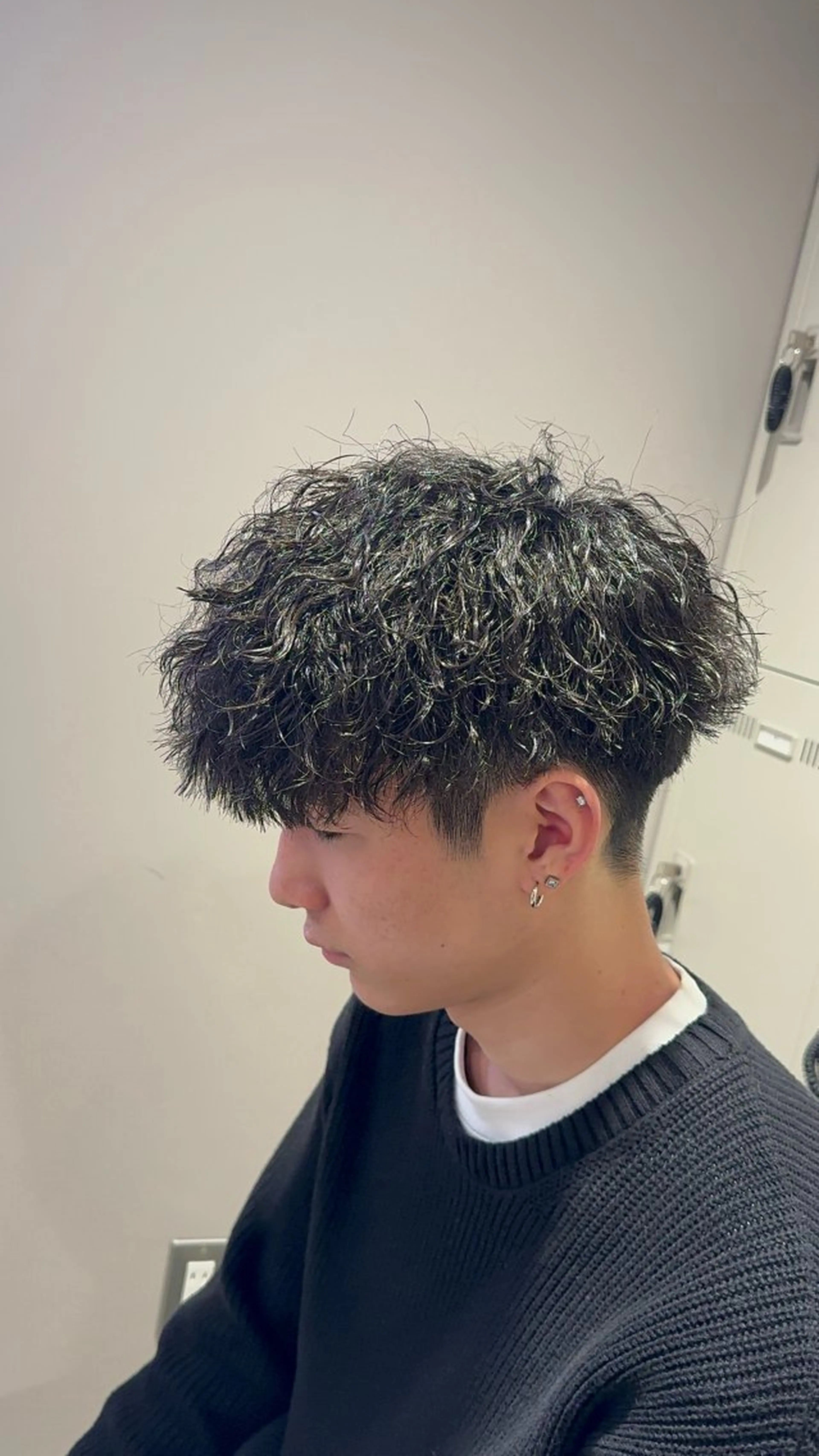 ショート パーマ ヘアアレンジ メンズ マッシュ メンズパーマ 顔まわりカット の達人のヘアスタイル