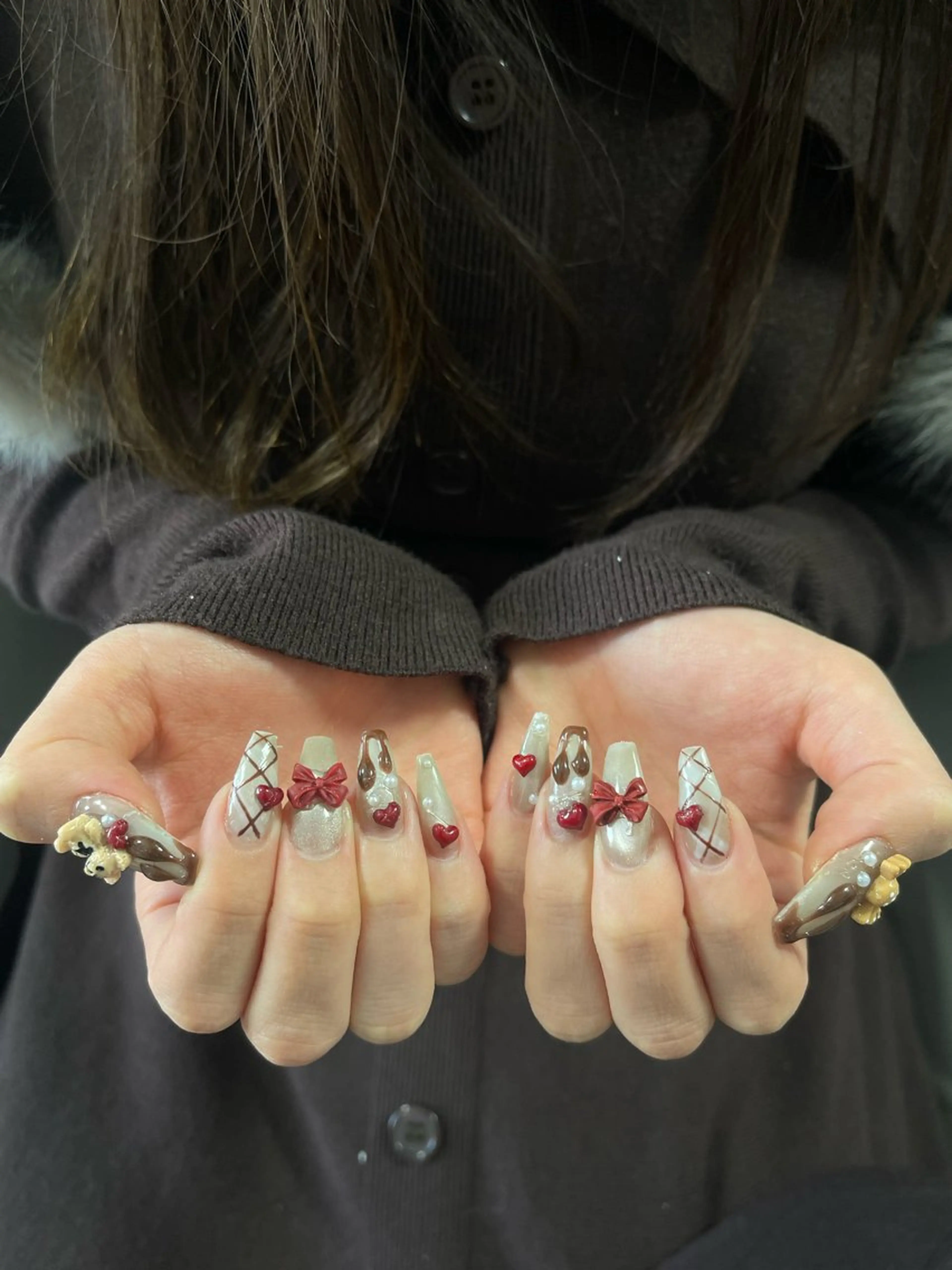 ネイル アートネイル ジェルネイル グラデーション キラキラネイル ニュアンスネイル ハンドネイル Kitty Nailのネイルデザイン