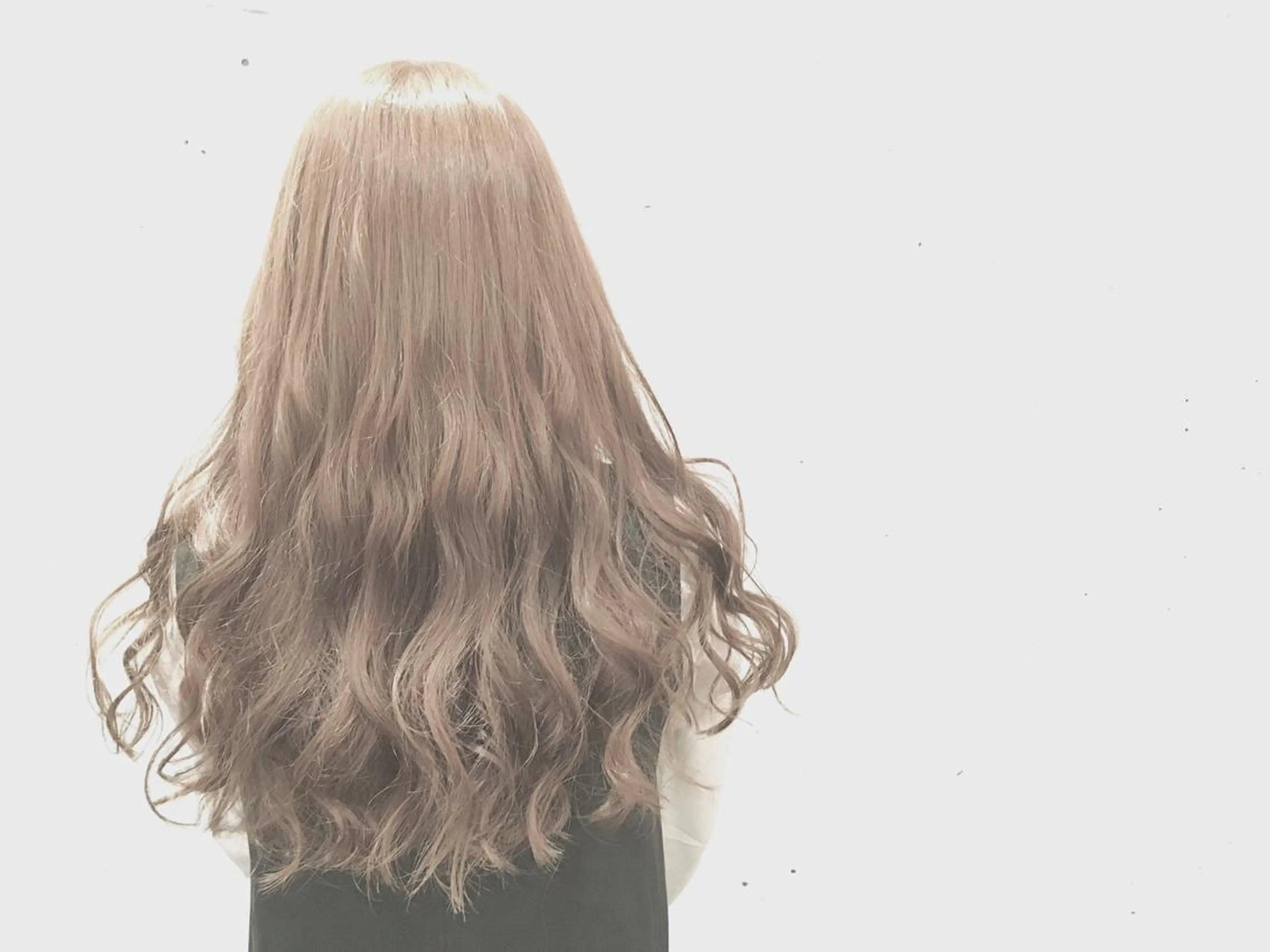 ロング カラー アッシュ ベージュカラー トリートメント てんま さやかのヘアスタイル