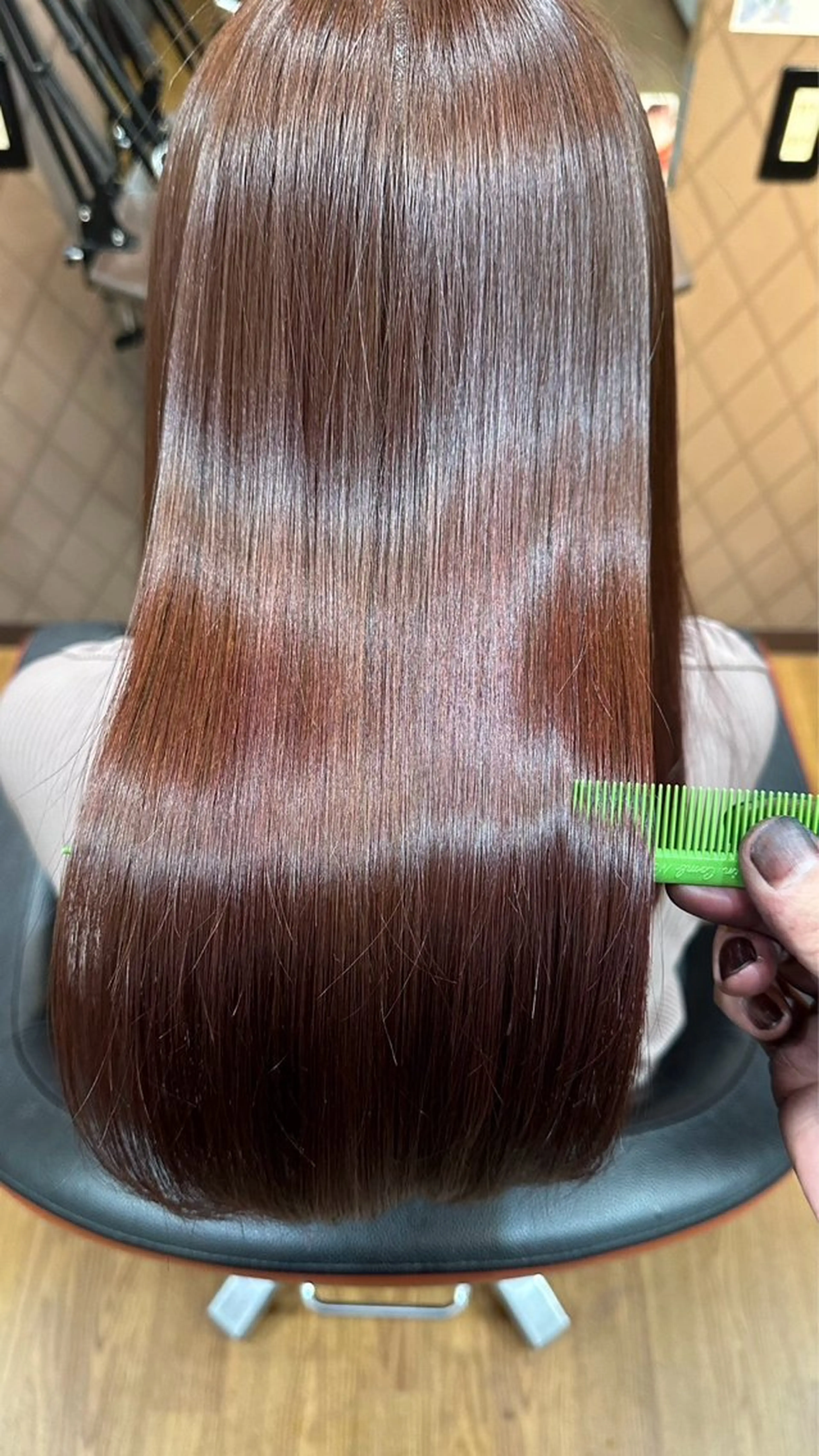 【平日限定】カット＋シークレットカラー（ブリーチ不可）＋トリートメントの写真