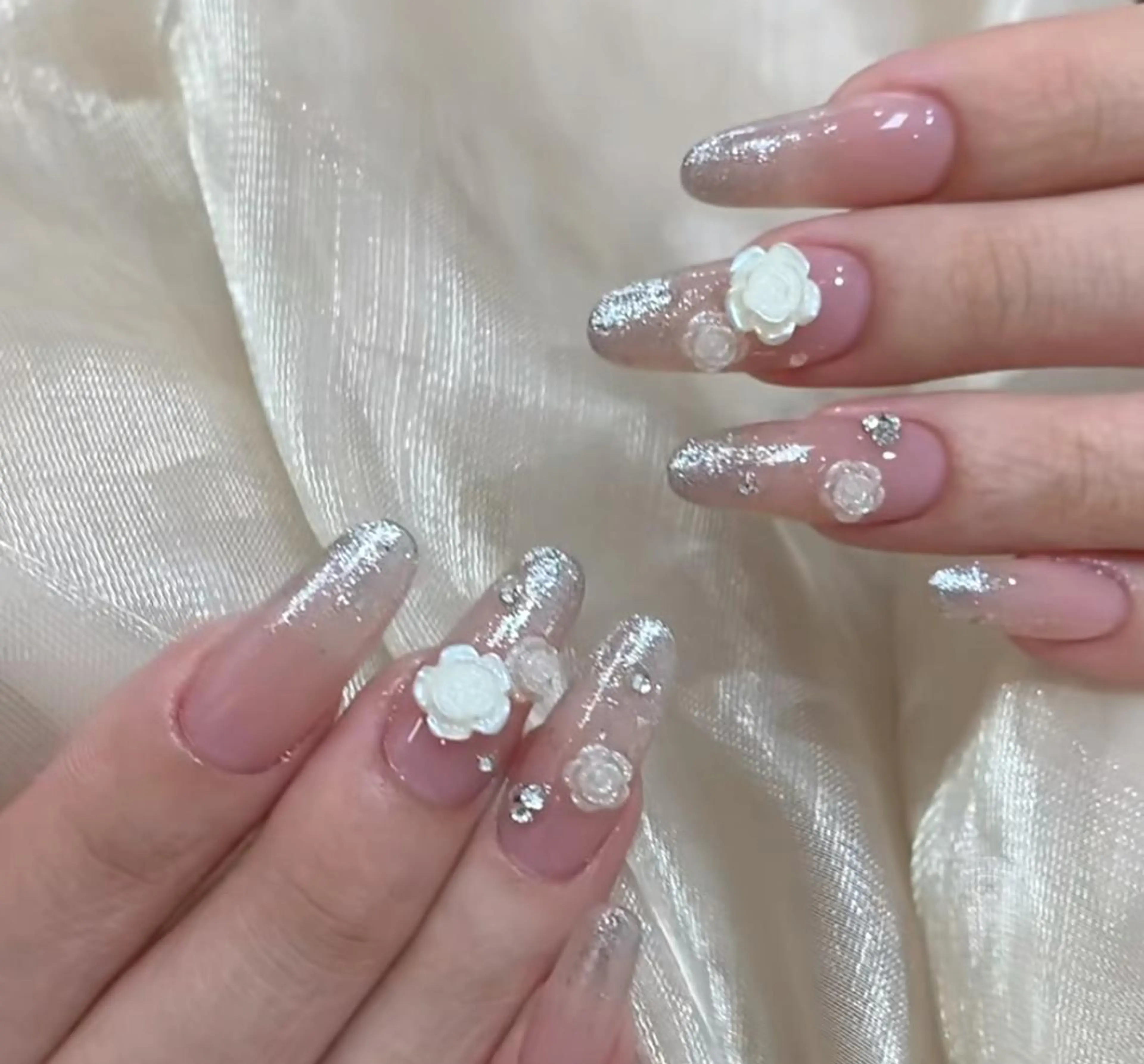 ネイル ハンドネイル 🎀 Ayaka_nailのネイルデザイン