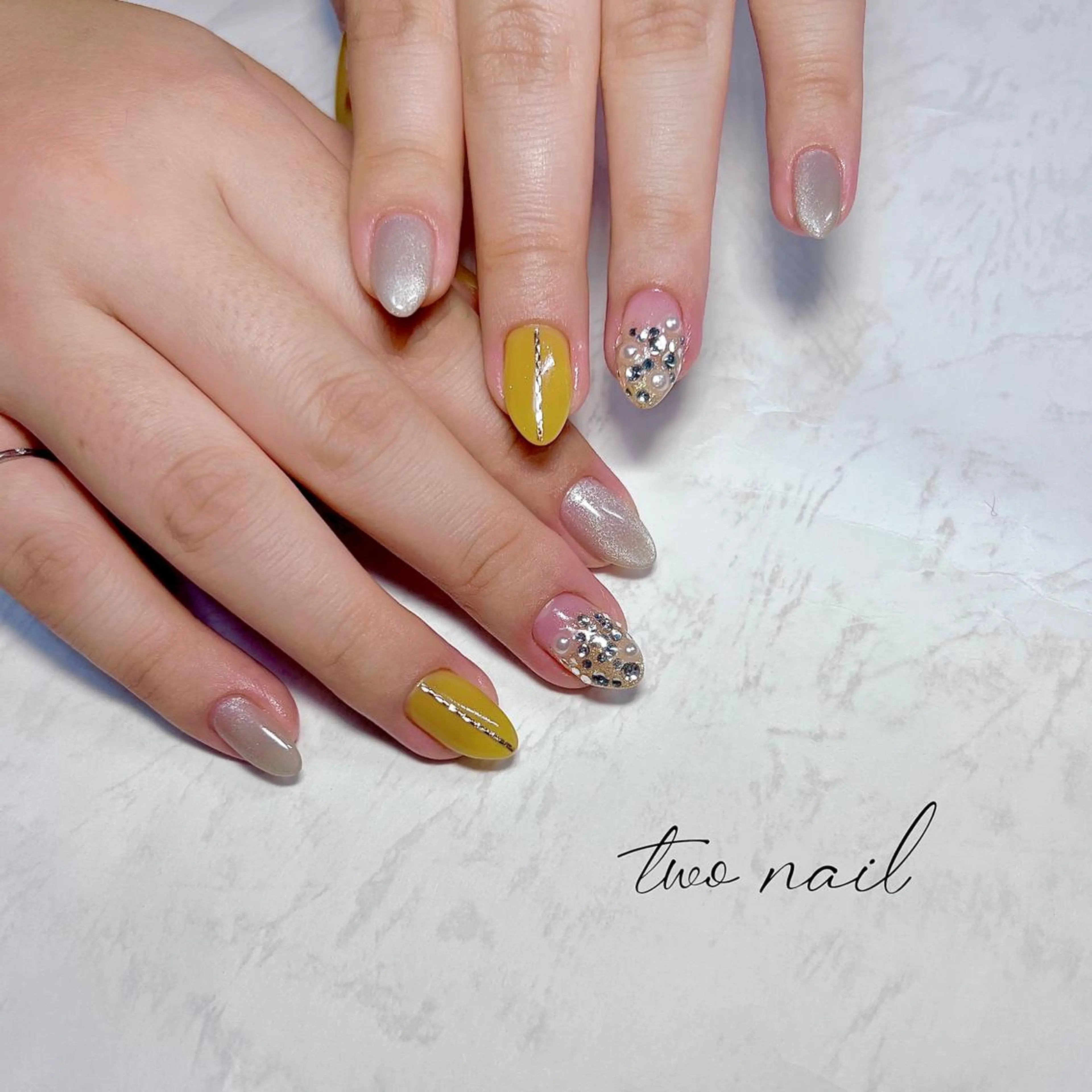 ネイル アートネイル フットネイル ハート ニュアンスネイル ホワイト two nailのネイルデザイン