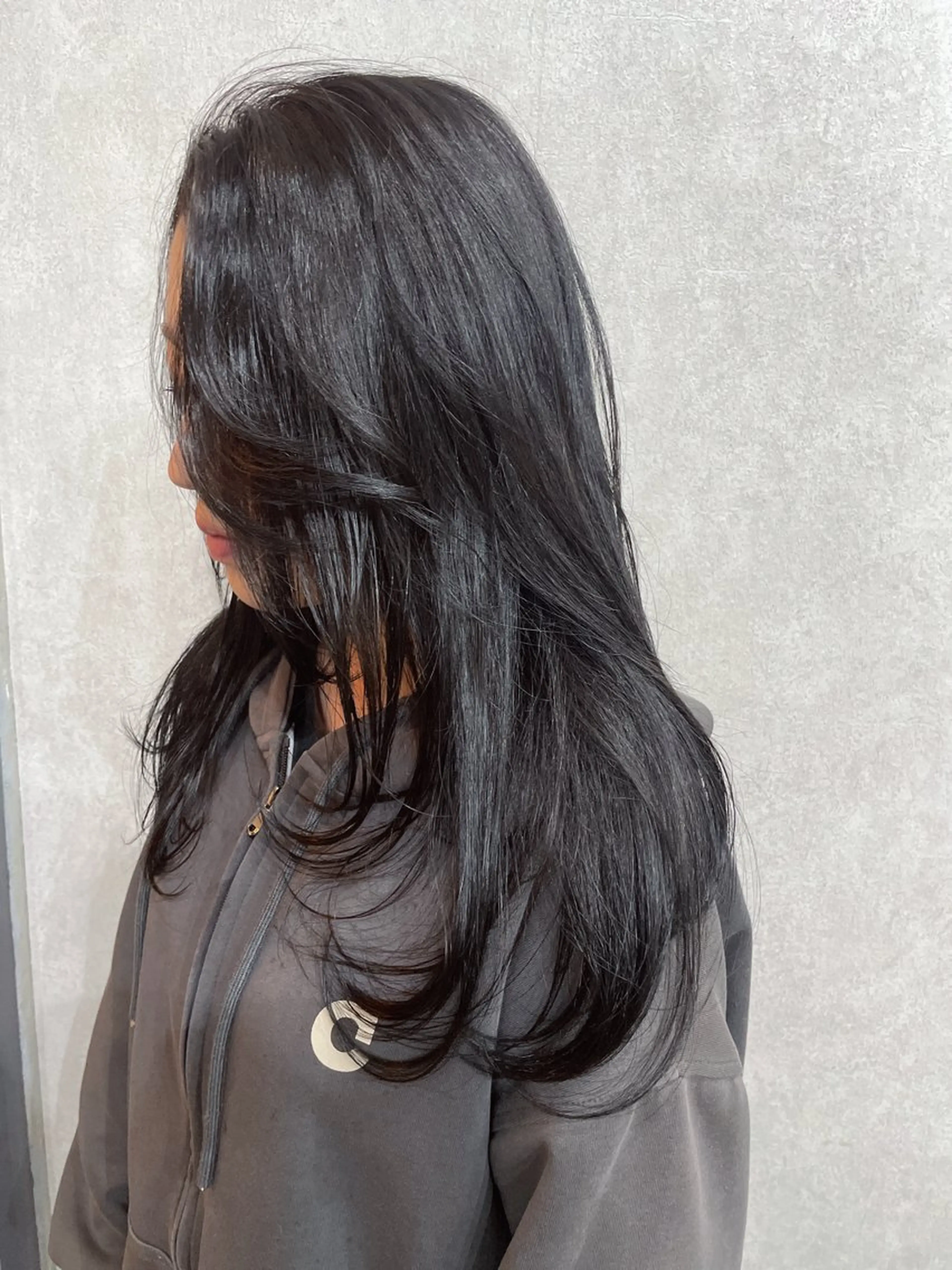 ロング カラー レイヤーカット AIRI layer cut hairのヘアスタイル