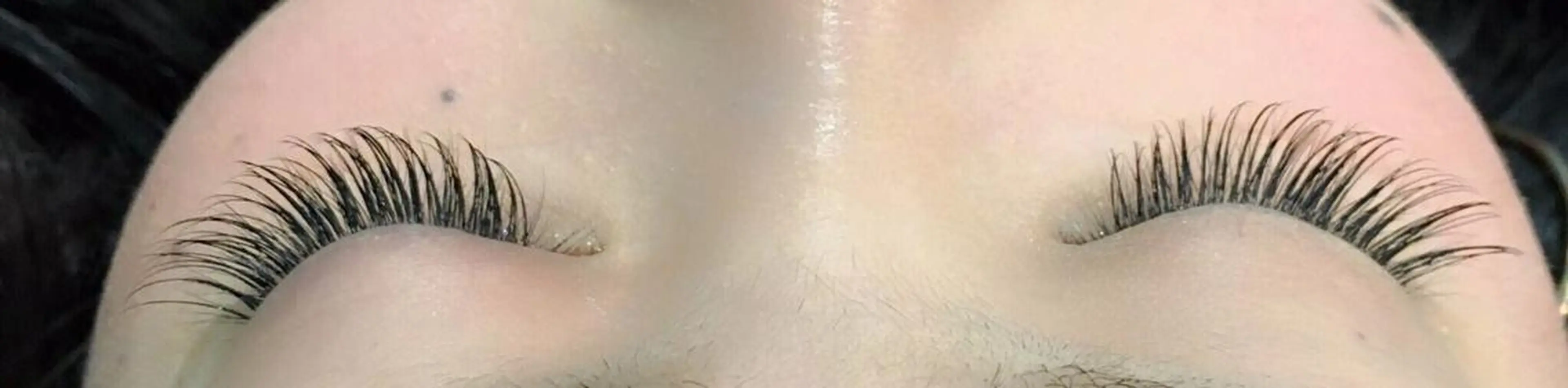 マツエク・マツパ 原 麻耶のヘアスタイル