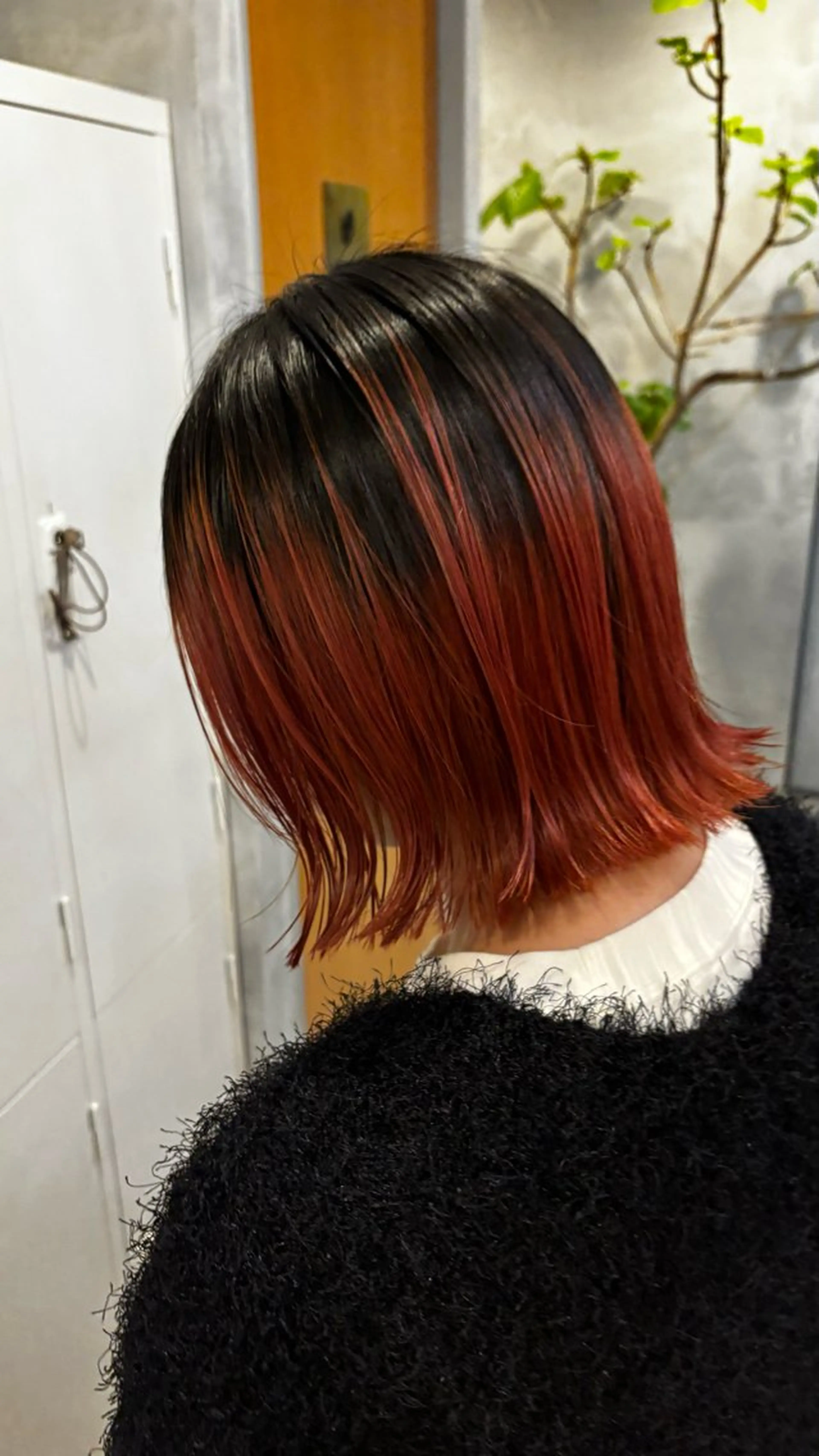 セミロング カラー デザインカラー ﾔﾏｼﾀ ﾘﾘのヘアスタイル