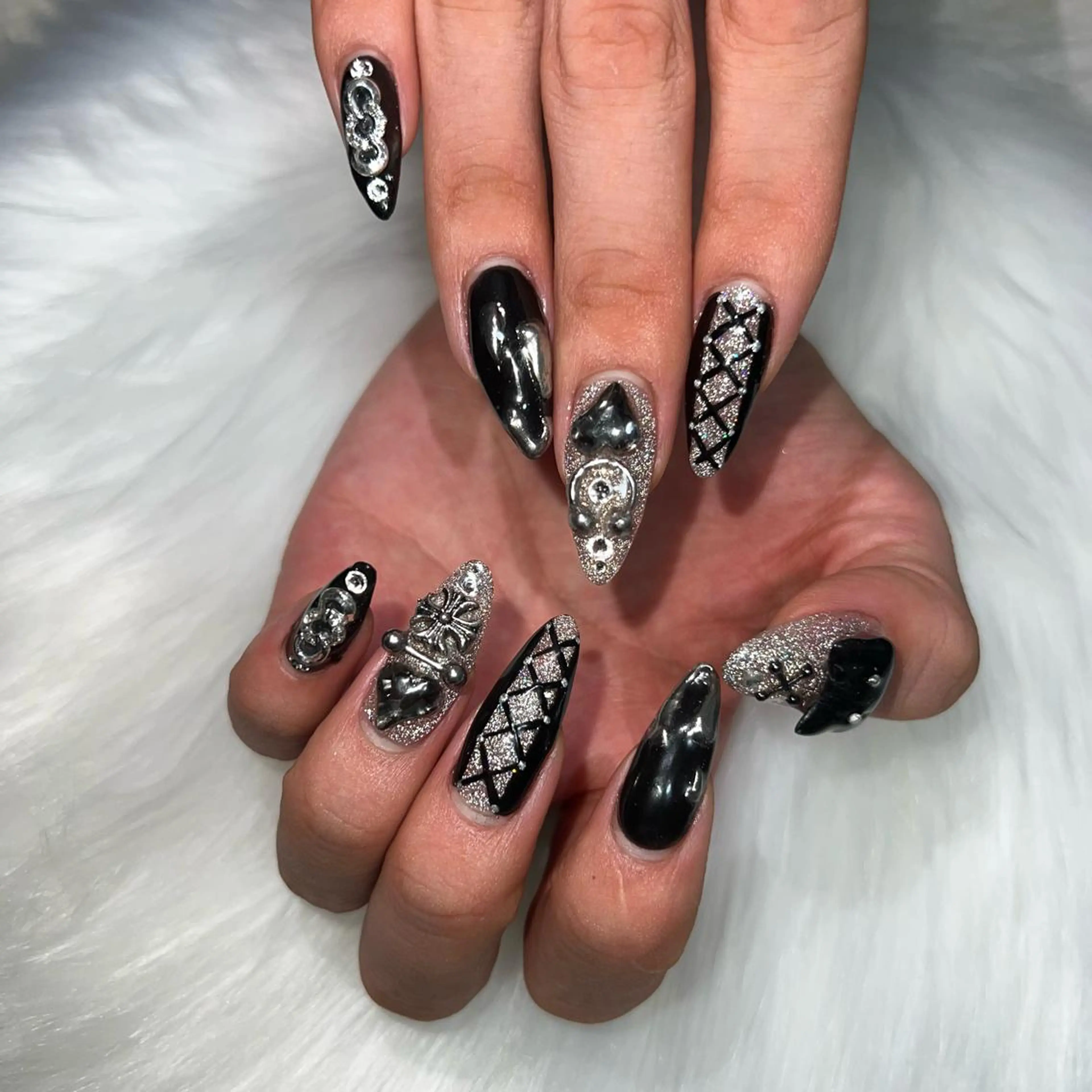 ネイル アートネイル スカルプネイル feel ♡︎ remiのネイルデザイン