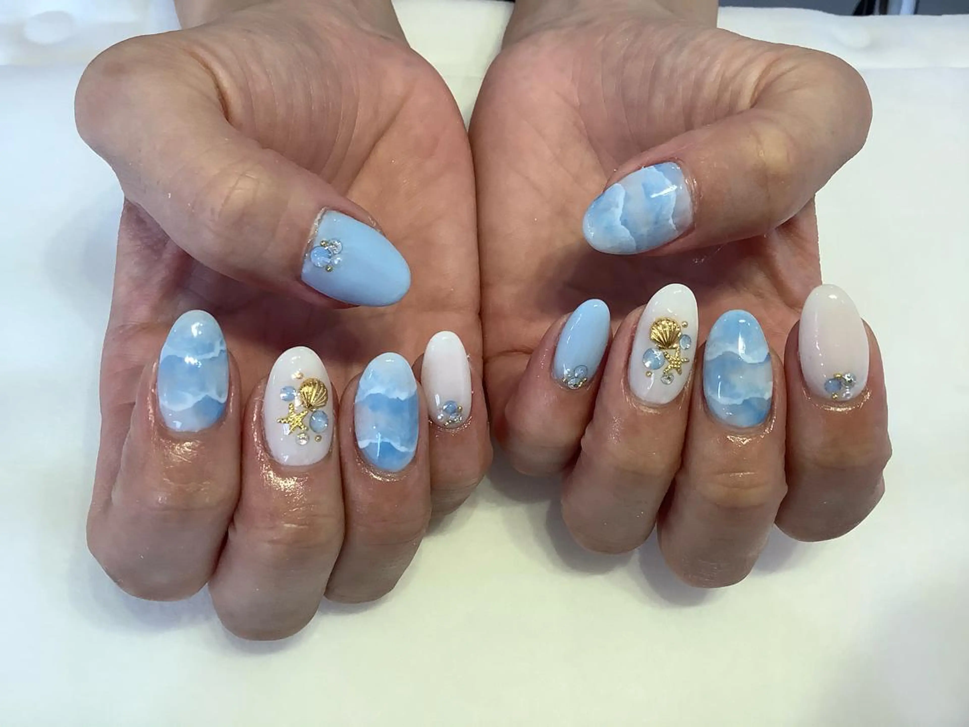 ネイル ハンドネイル 💎🐰 saki. m 🐰💎のネイルデザイン