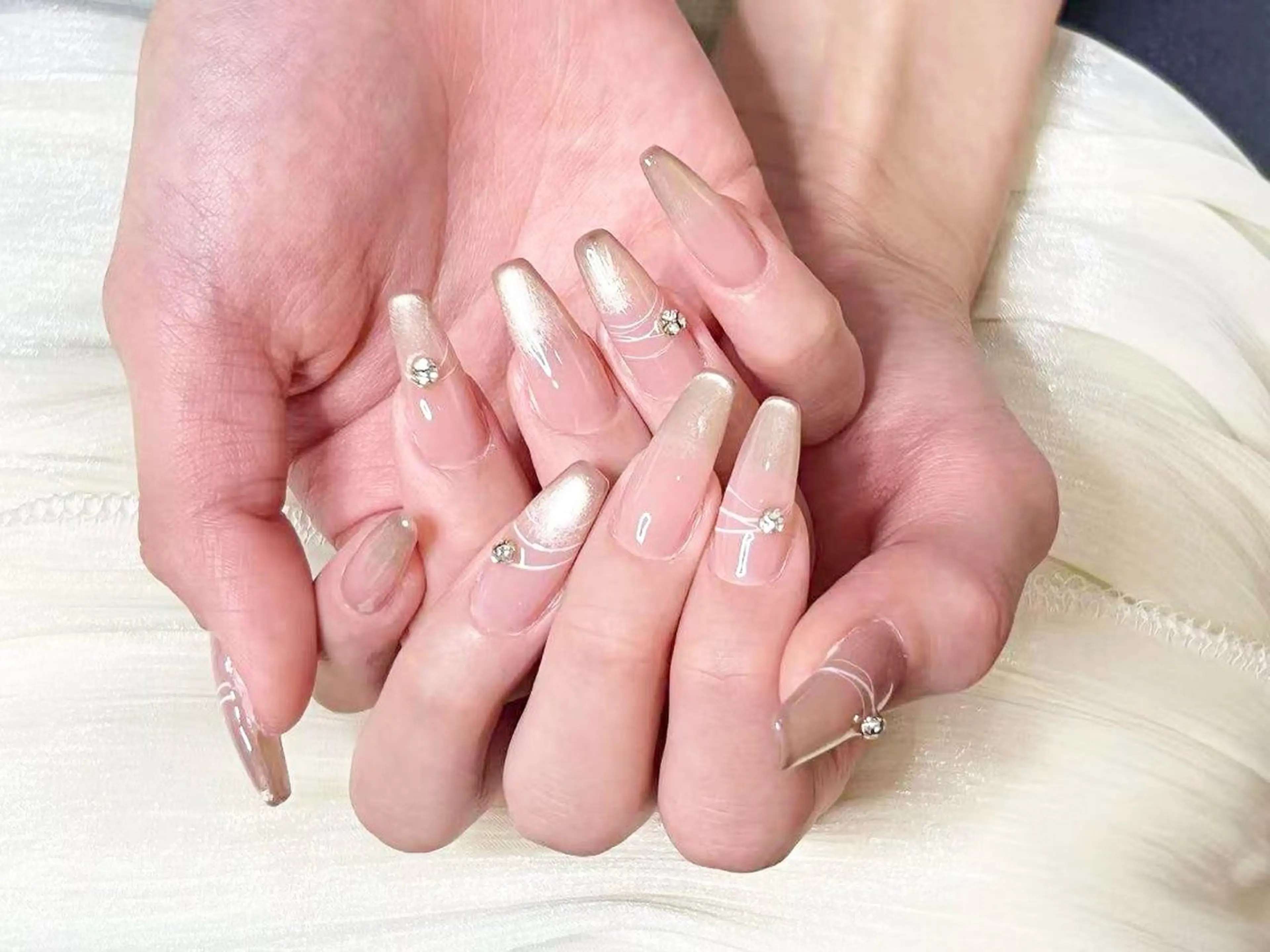 ネイル チークネイル 長さ出し フレンチネイル ガーリー 韓国ネイル sun nail池袋 モデル募集のネイルデザイン