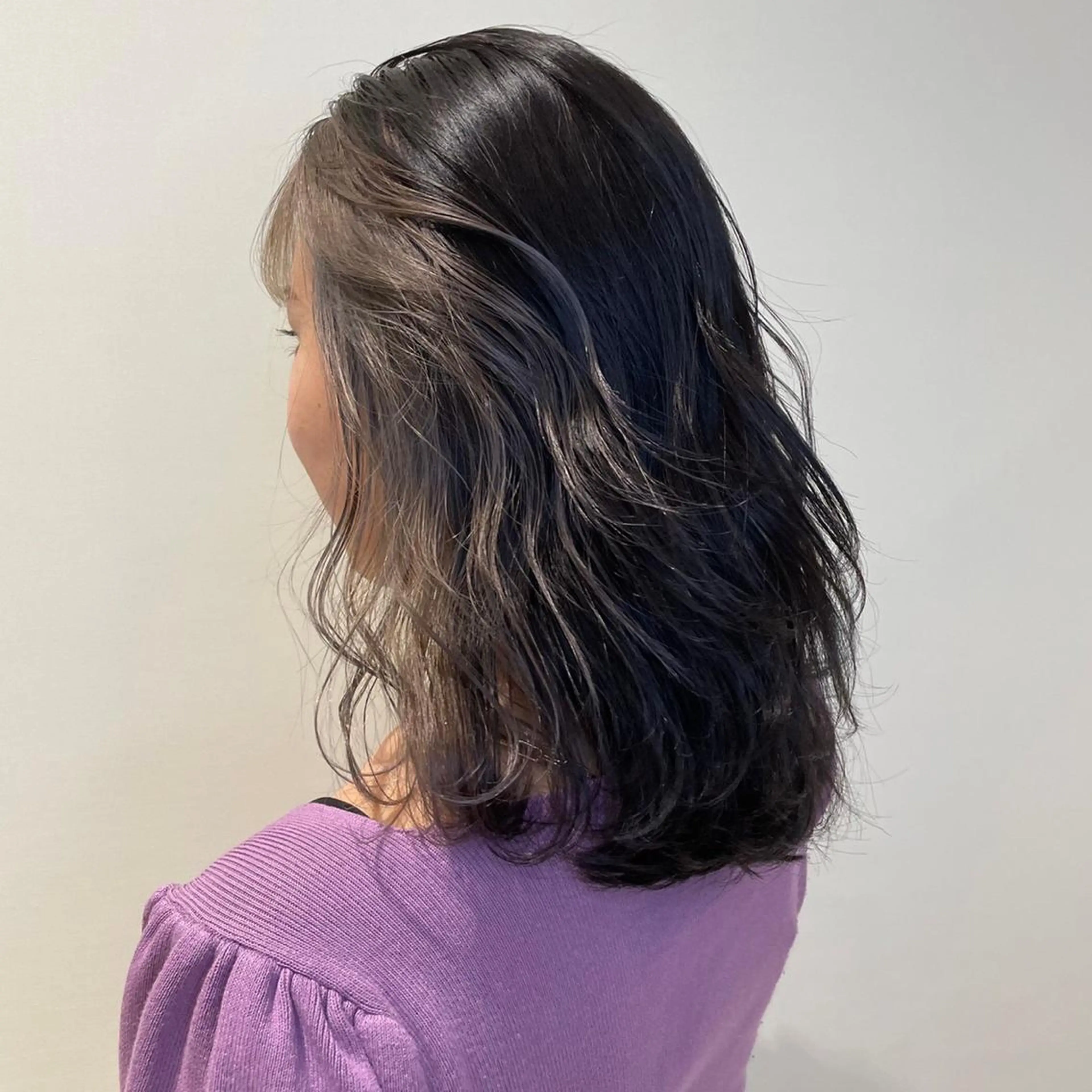 ミディアム アートディレクター のぐちのヘアスタイル