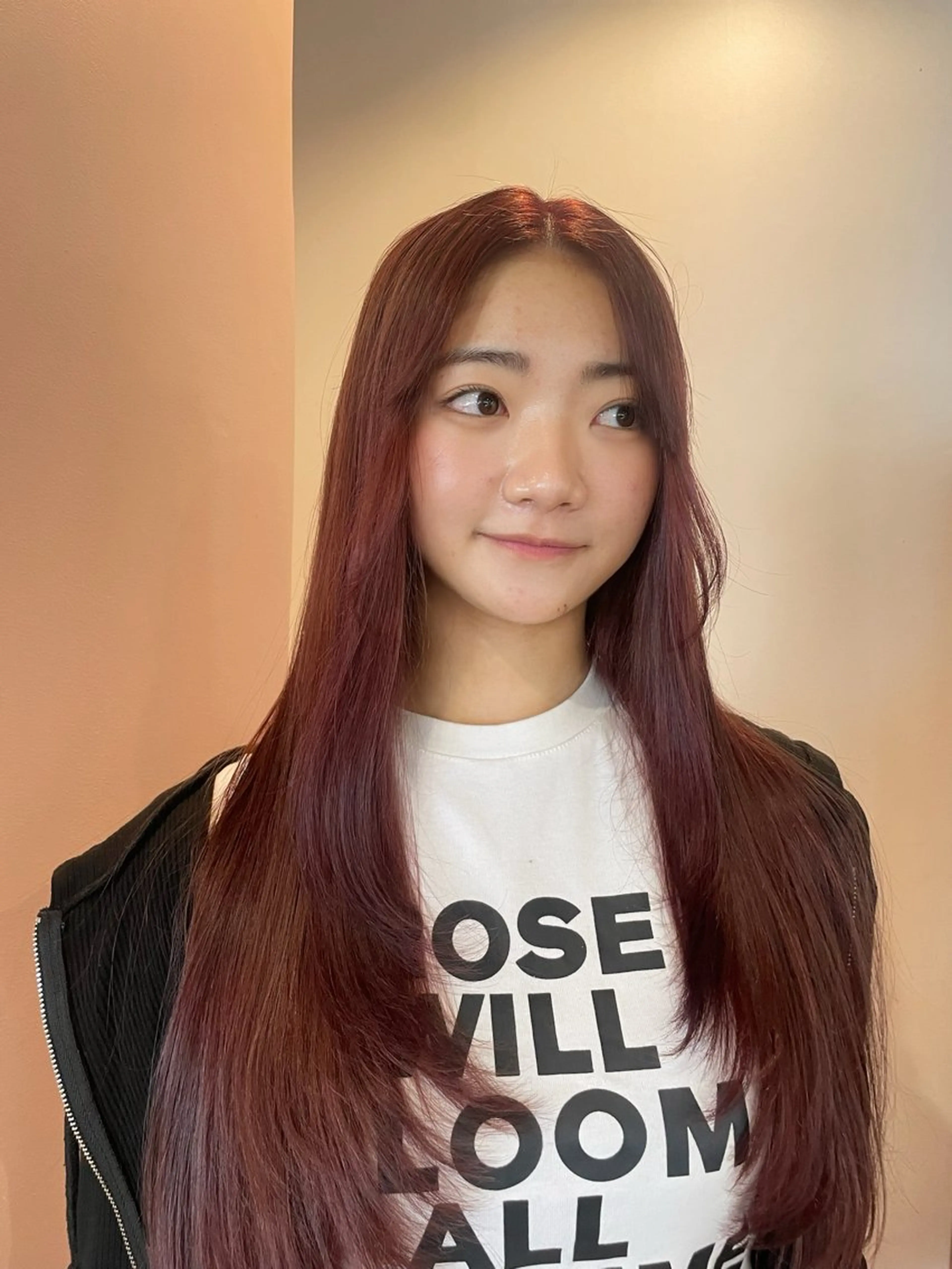 ロング カラー ブリーチ ヘアカラー ゆるふわガーリーst yle🩰yuukaのヘアスタイル