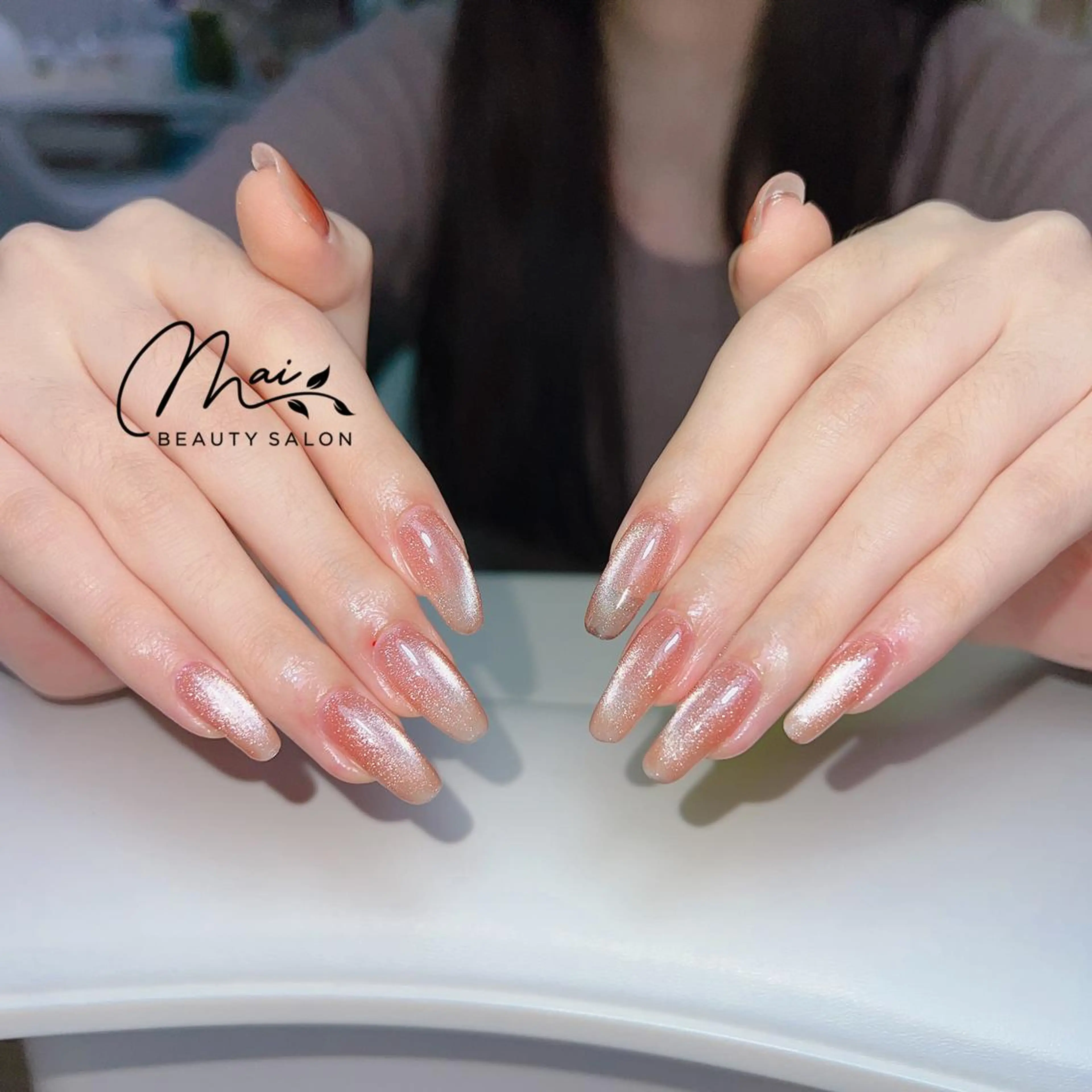 ネイル オーロラネイル チークネイル 長さ出し フラッシュネイル フットネイル MaiBeauty Niのネイルデザイン