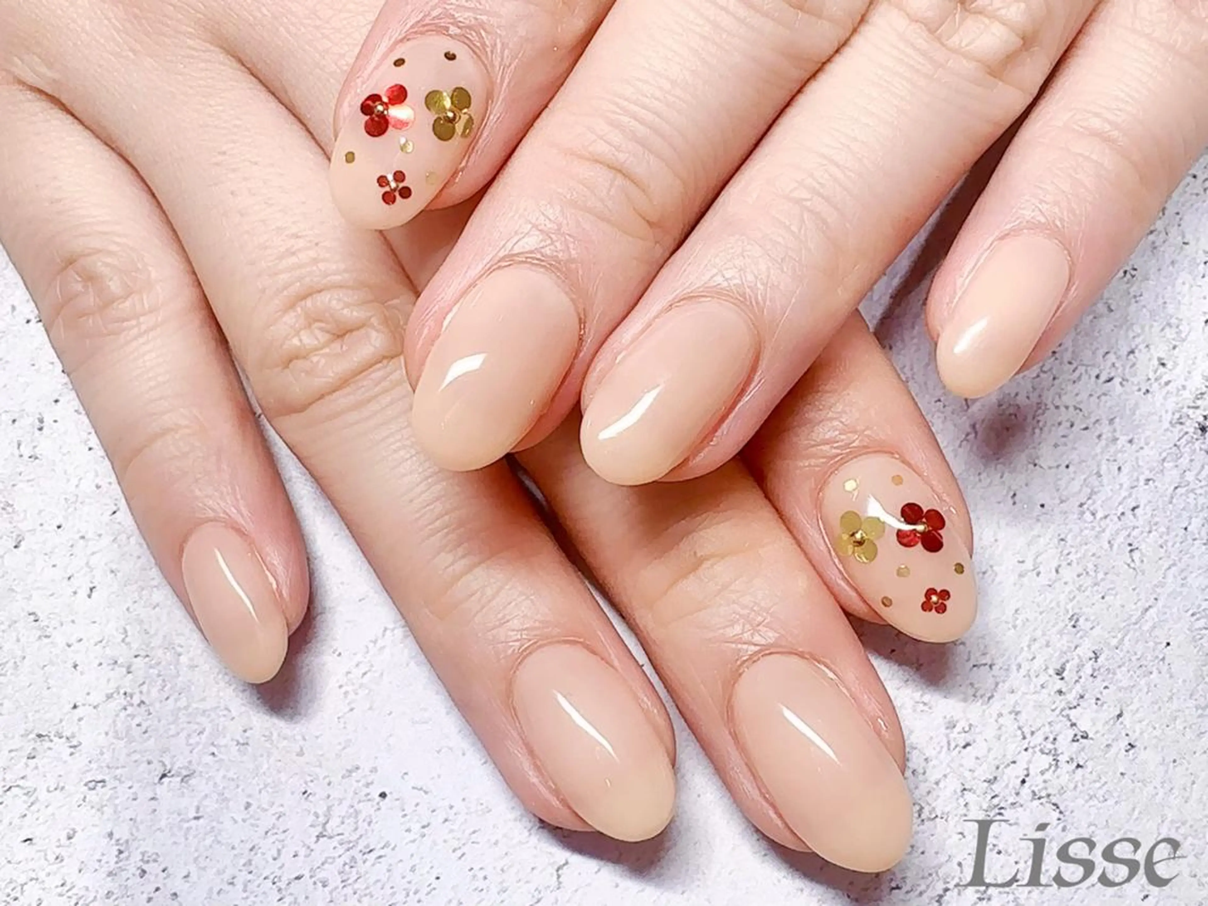 ネイル シンプルネイル Lisse銀座 Akuのネイルデザイン