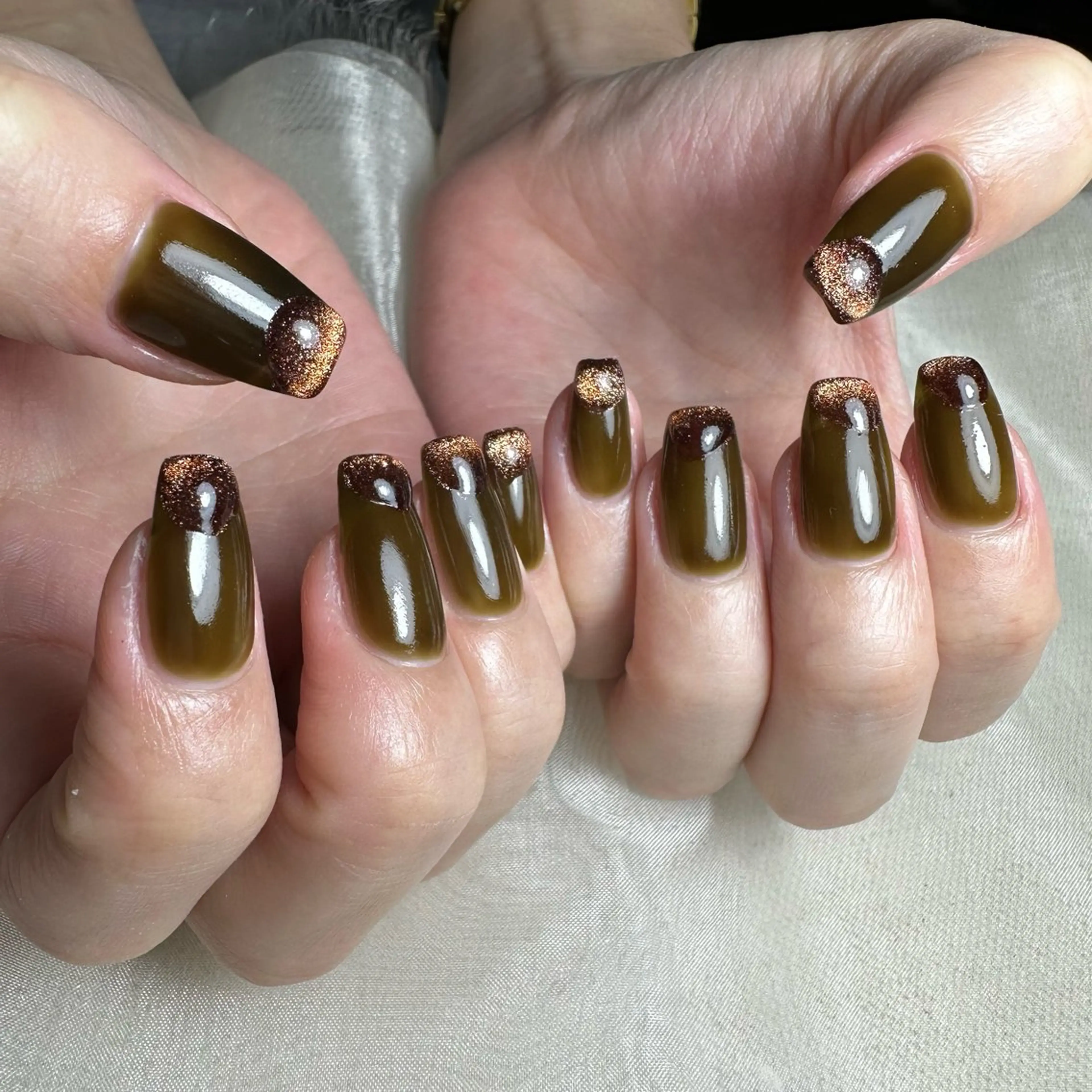 ネイル 持ち込み ハンドネイル repos~ルポ~所属・里見 麗のネイルデザイン